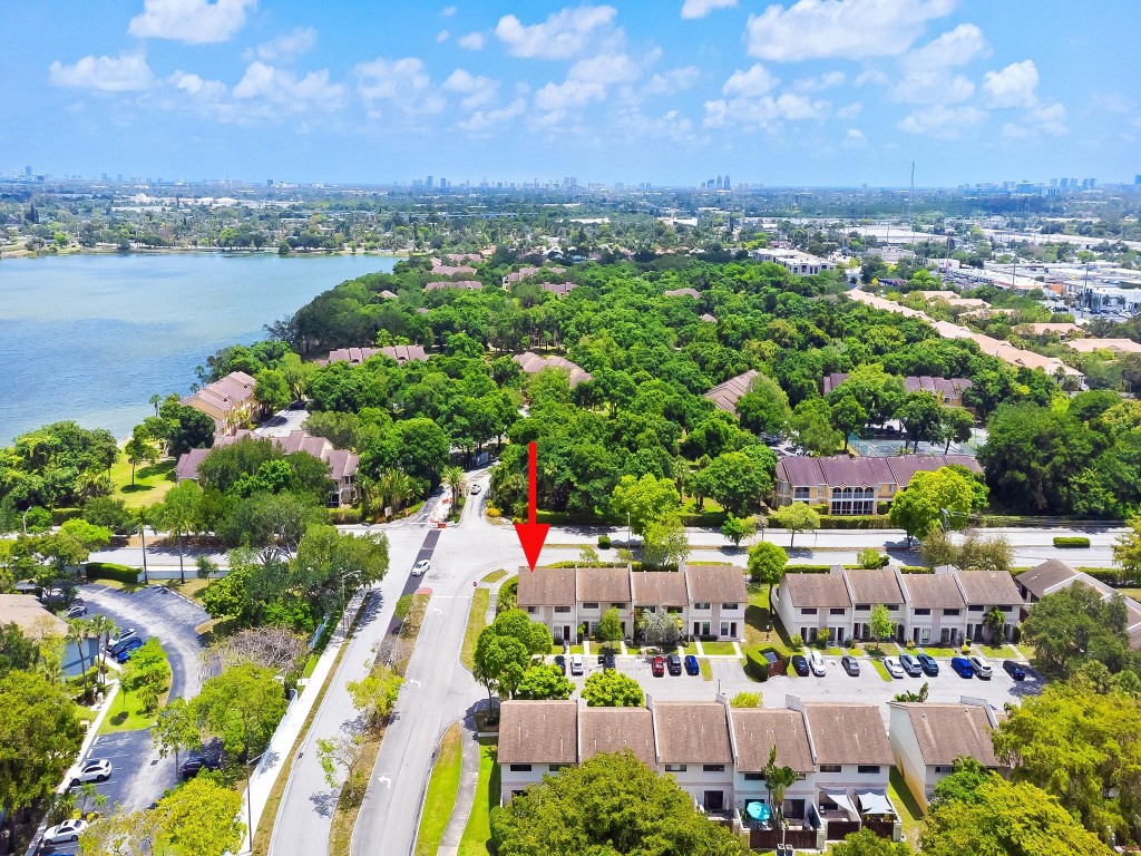 2700 S Oakland Forest Dr 108