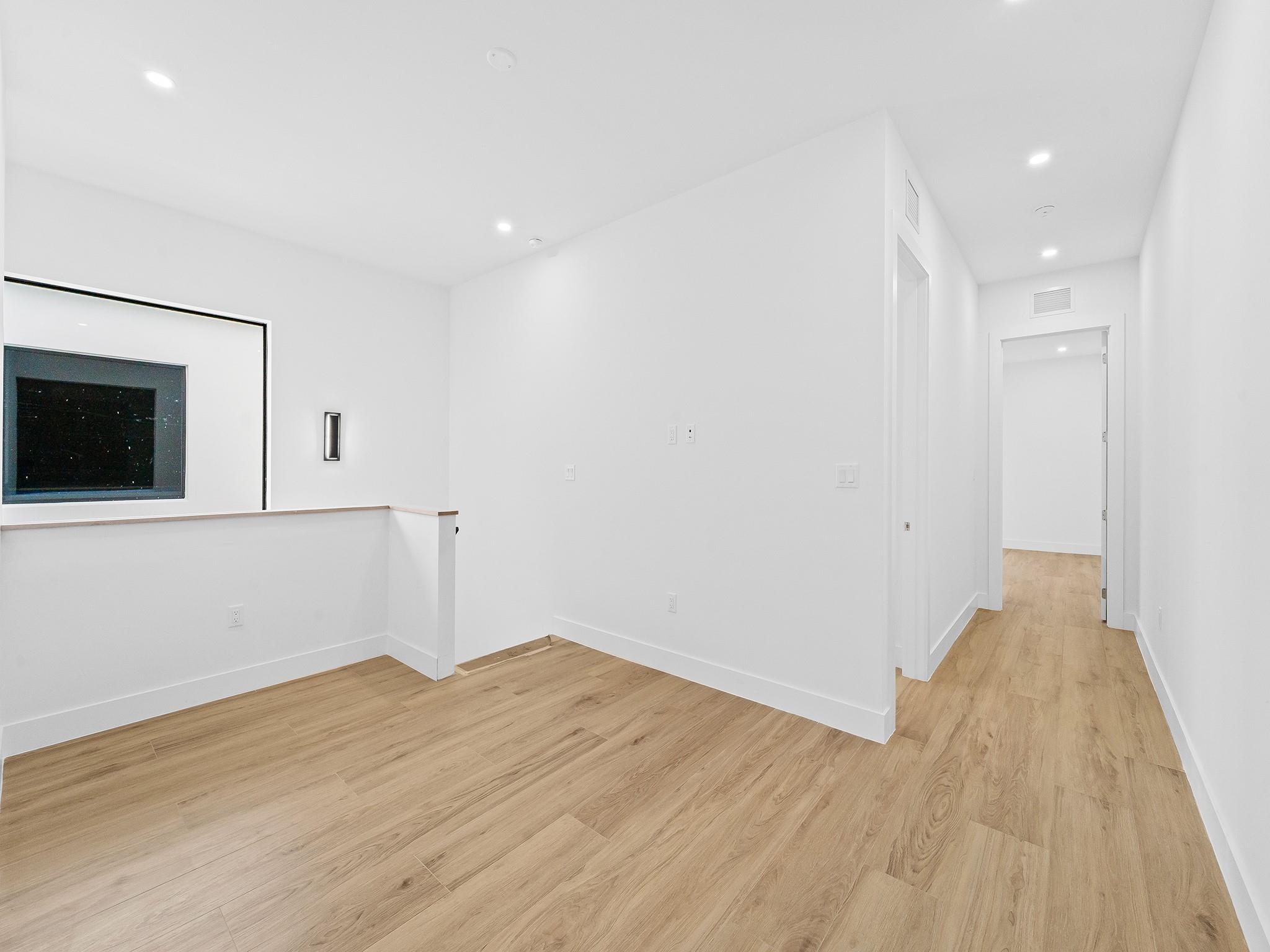 808 SE 12th Street 808