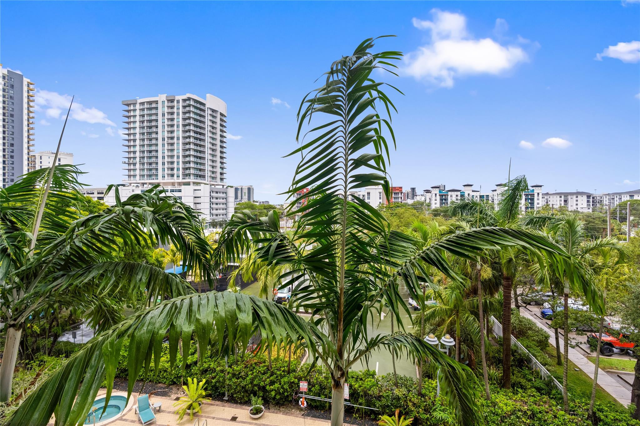 313 NE 2nd Street 405