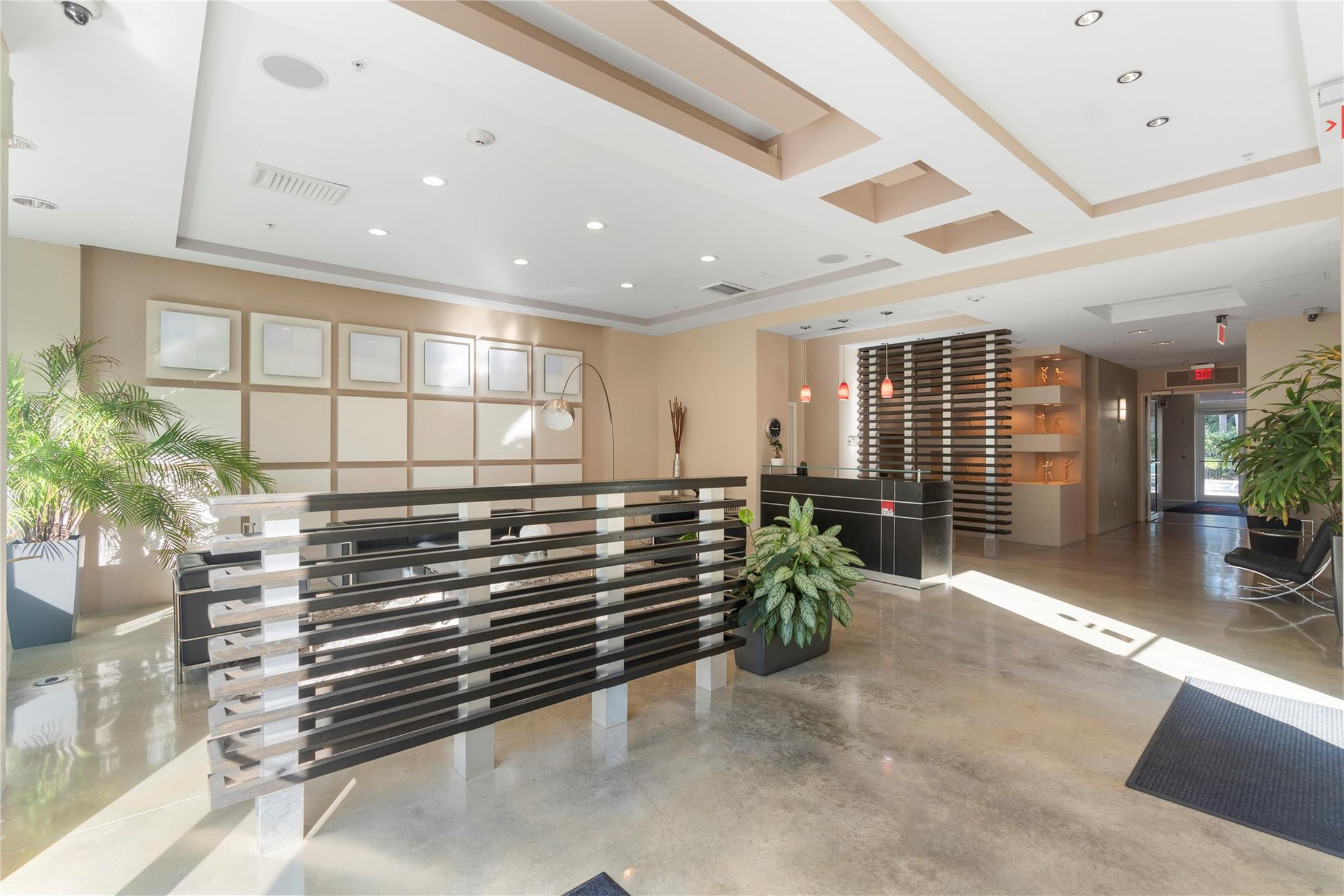 313 NE 2nd Street 405