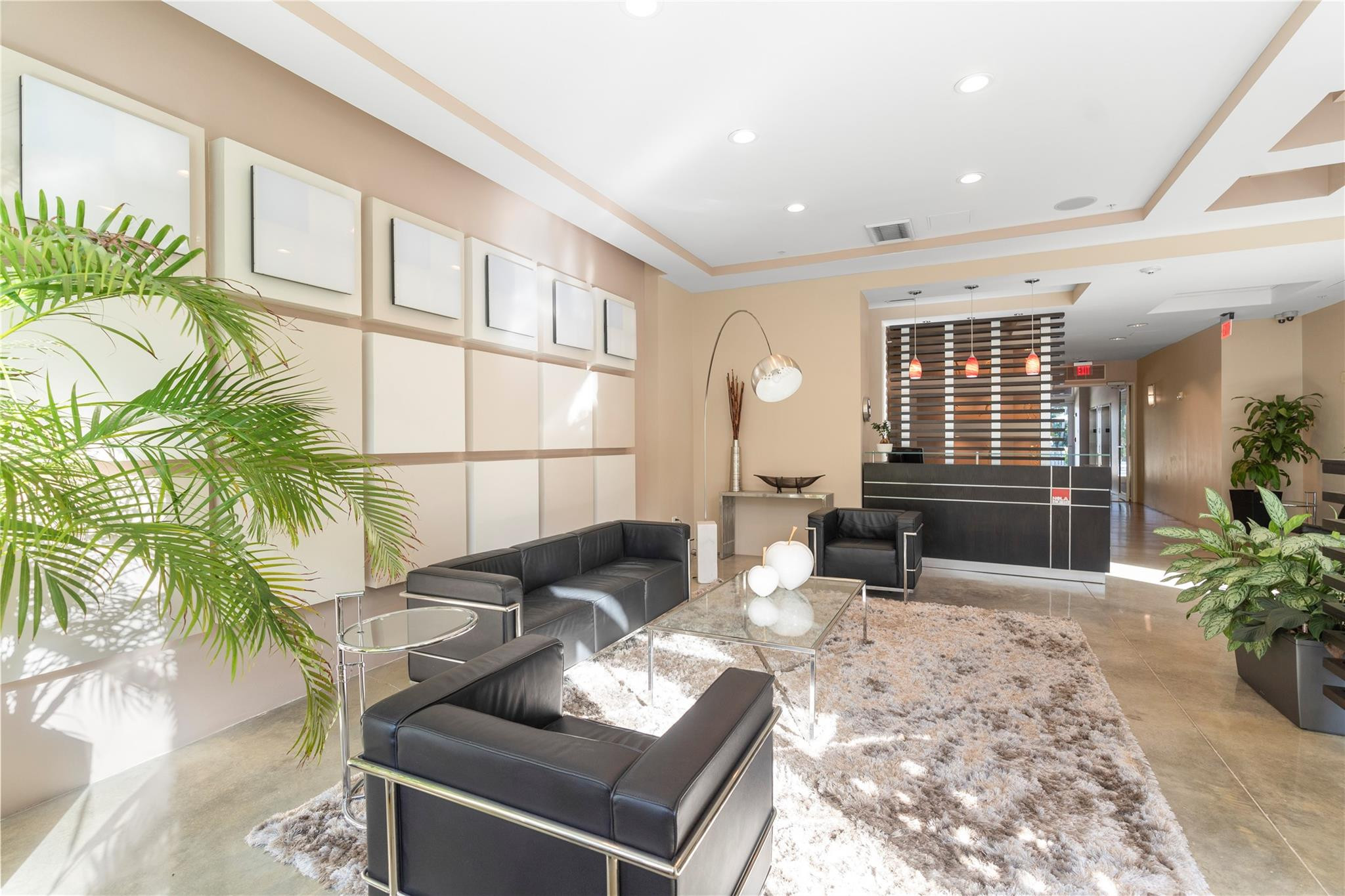 313 NE 2nd Street 405