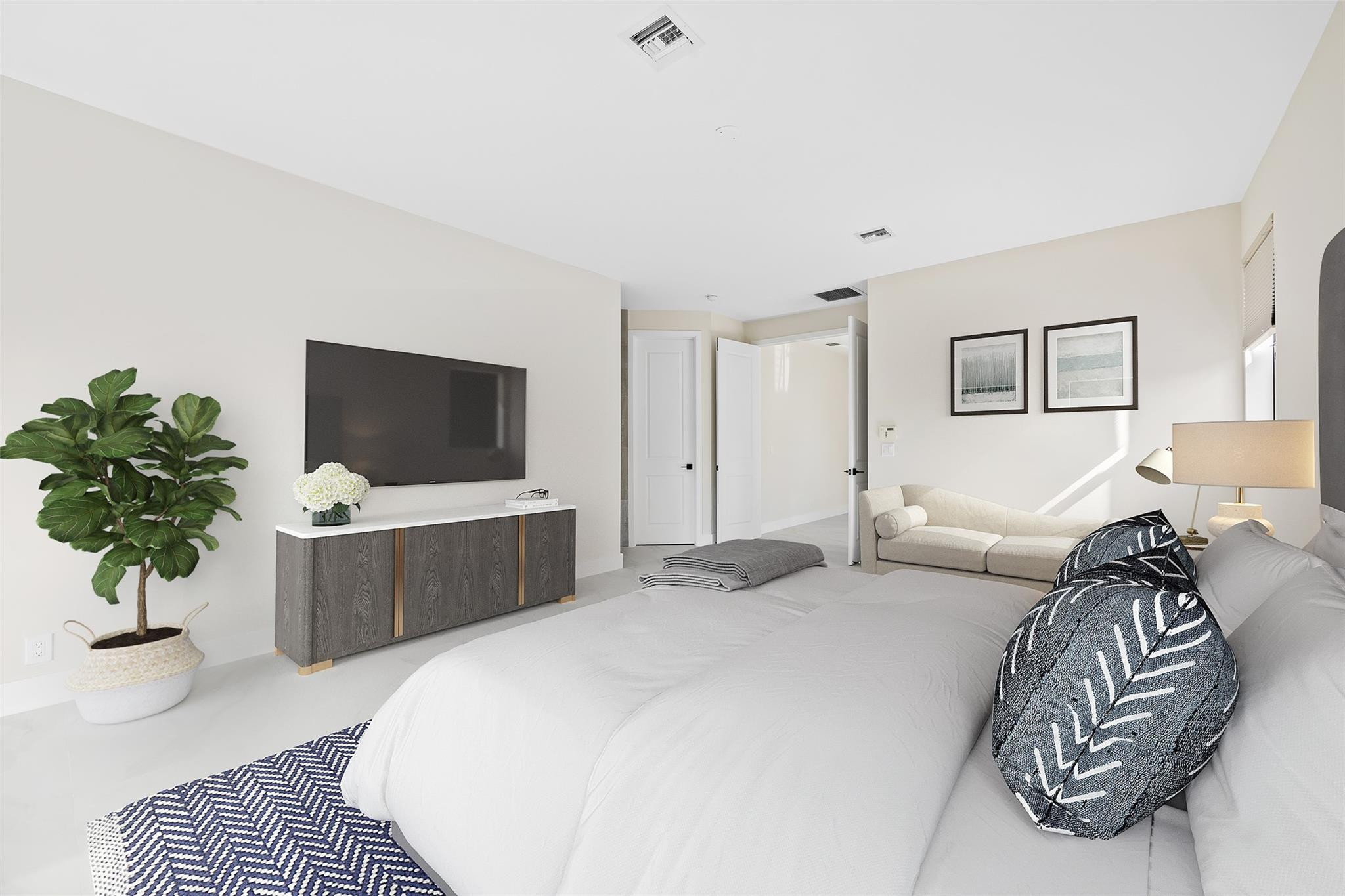 1215 N Victoria Park Rd