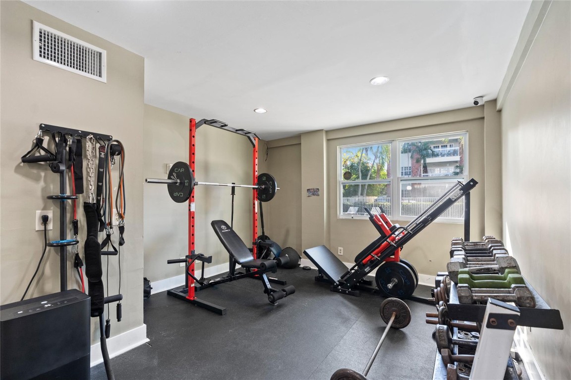 2426 SE 17th St 207A