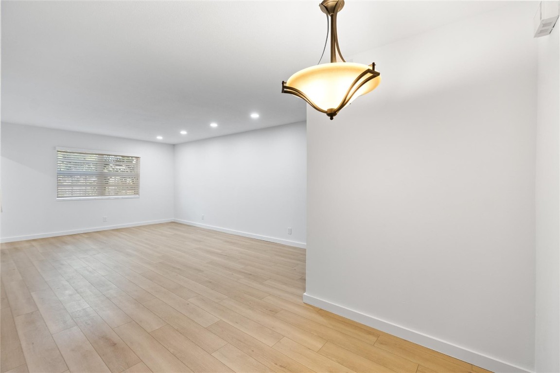 2426 SE 17th St 207A