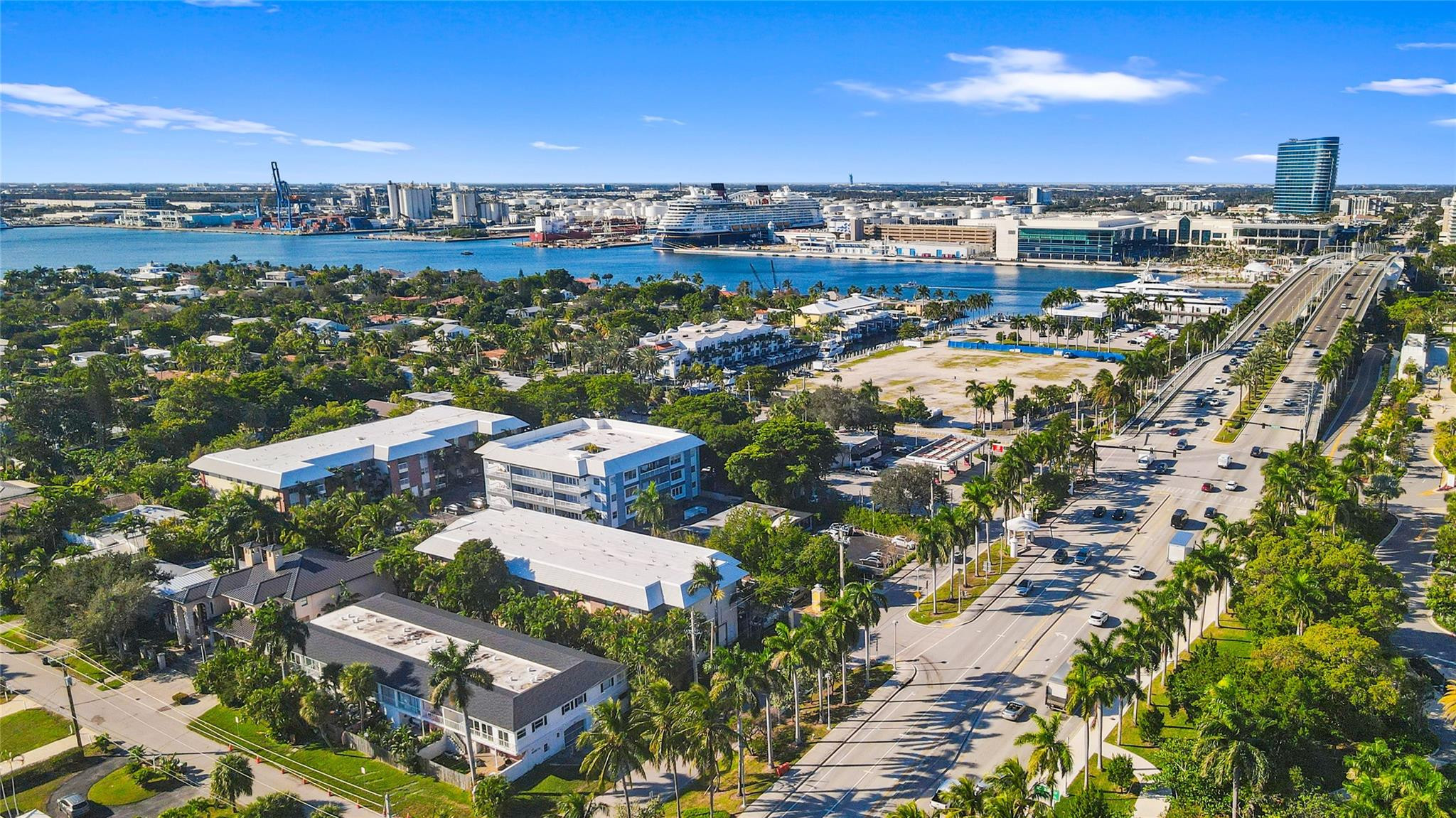 2426 SE 17th St 207A