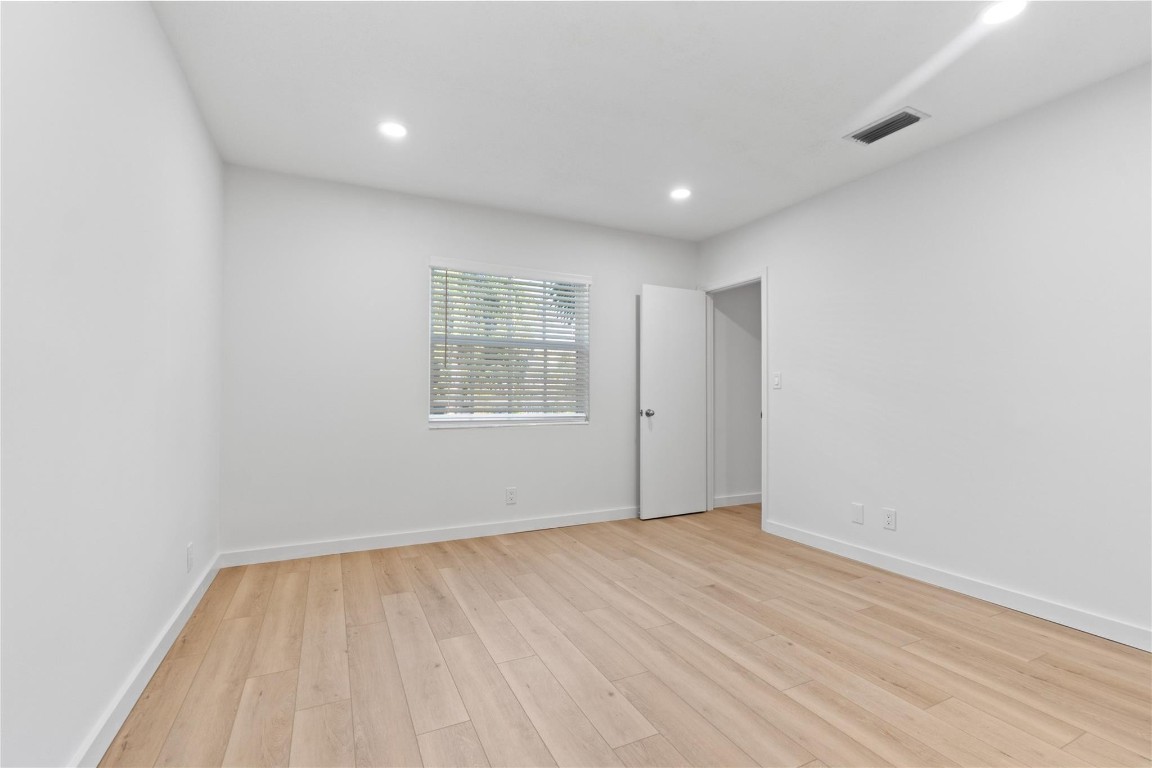 2426 SE 17th St 207A