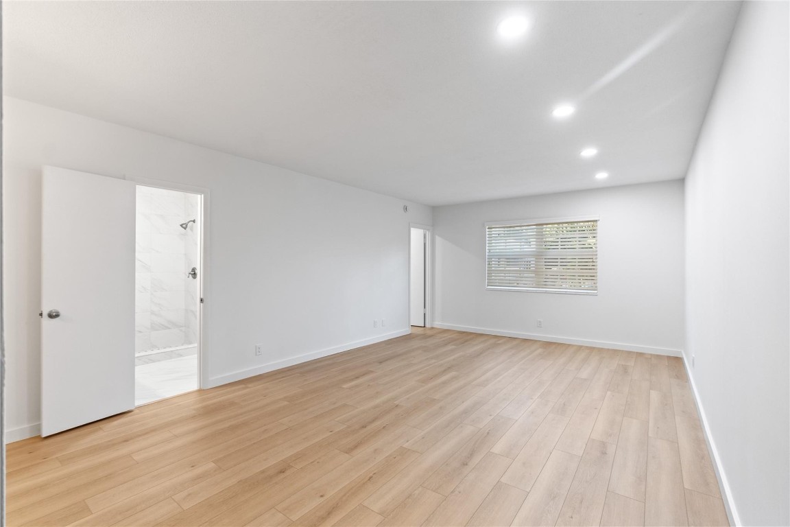 2426 SE 17th St 207A