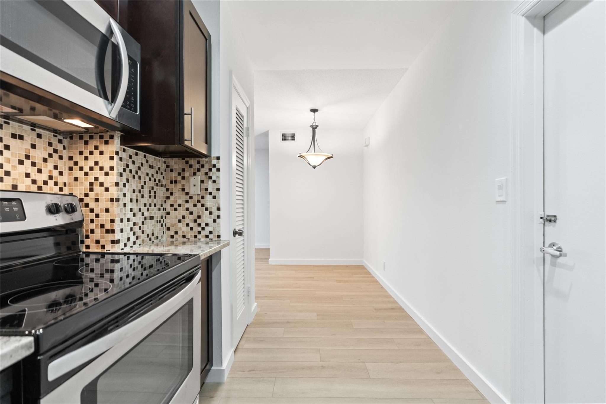 2426 SE 17th St 207A