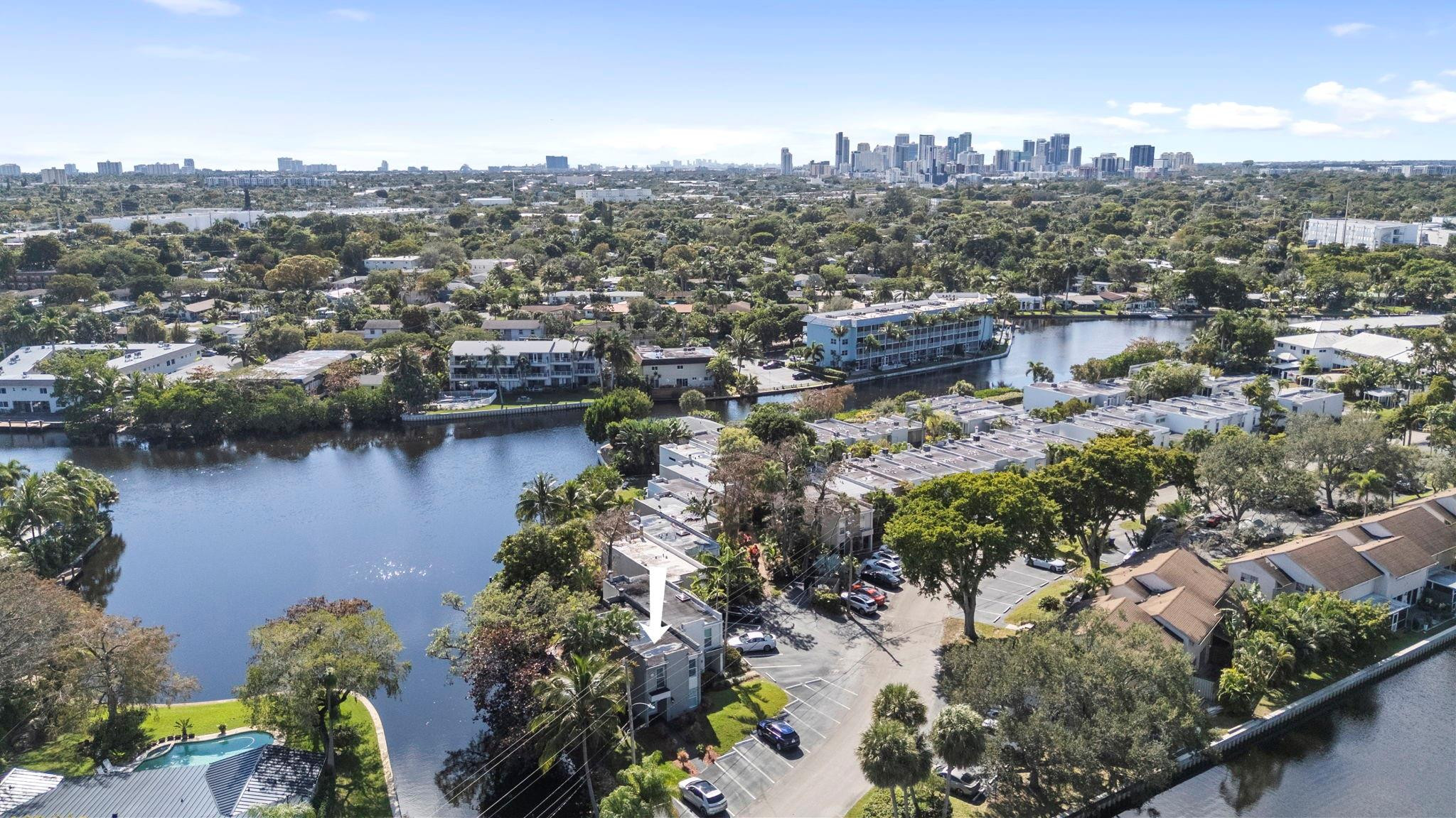 700 Kensington Place 700