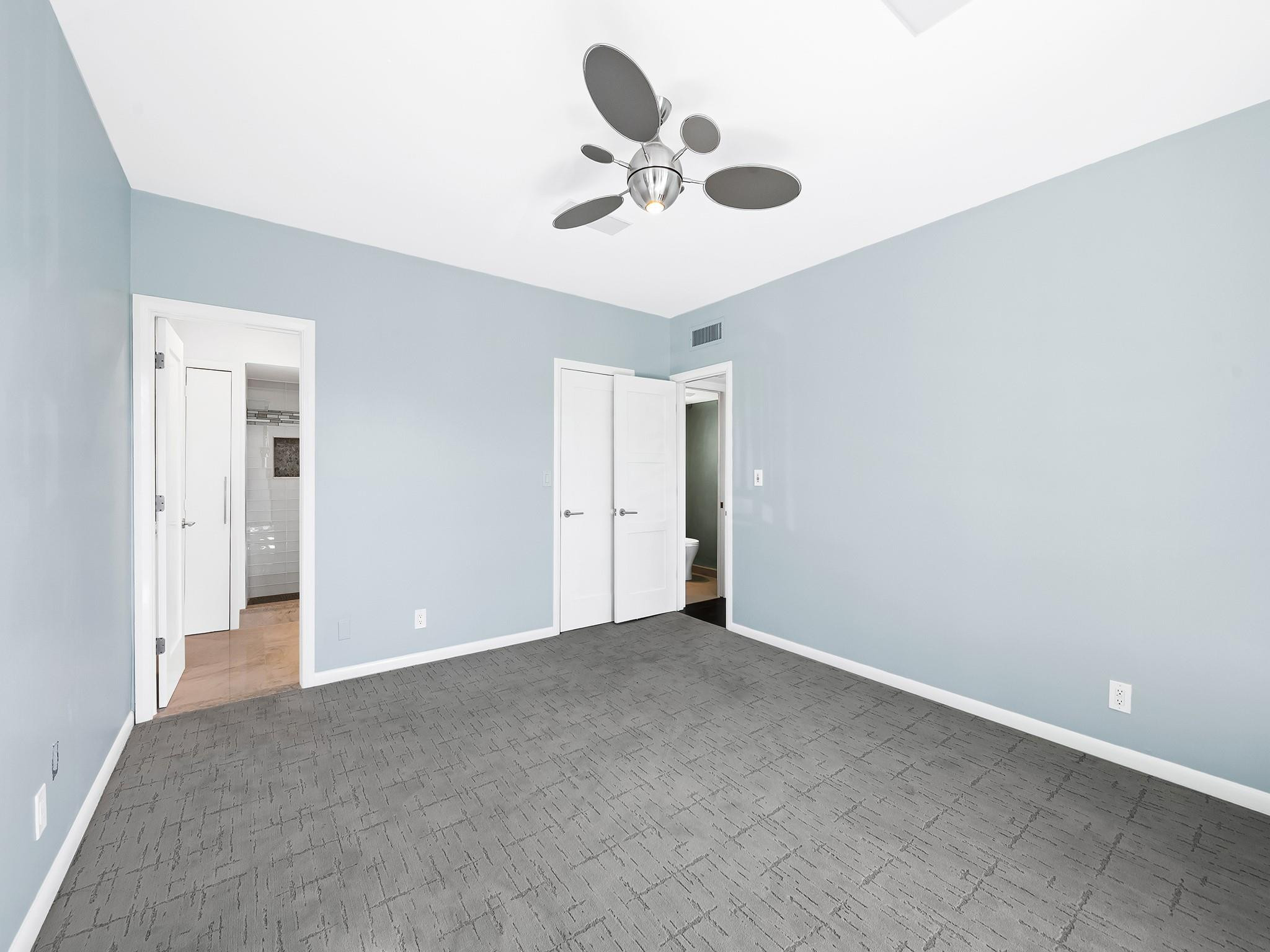 1560 S Ocean Lane 205