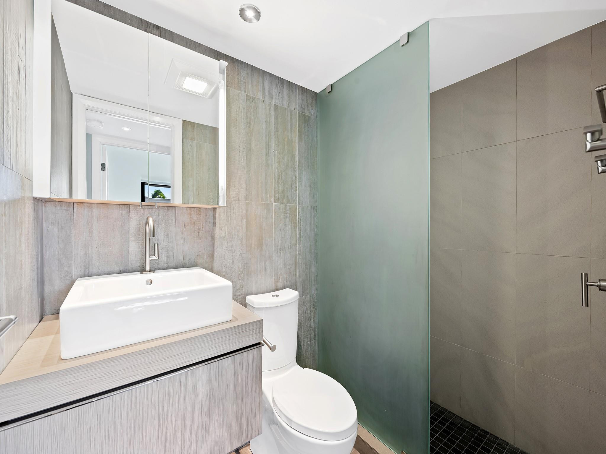 1560 S Ocean Lane 205