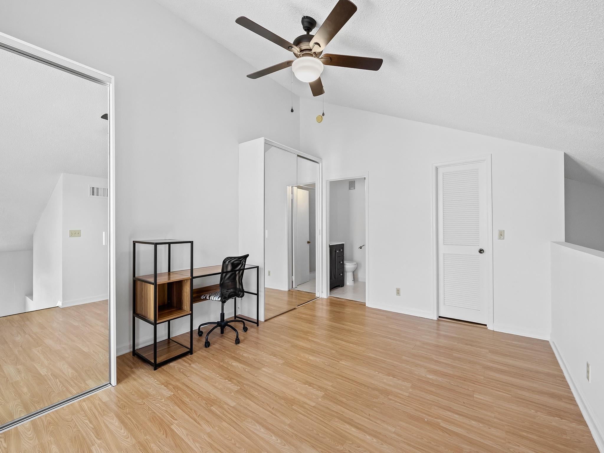 5095 Heatherhill Lane 8