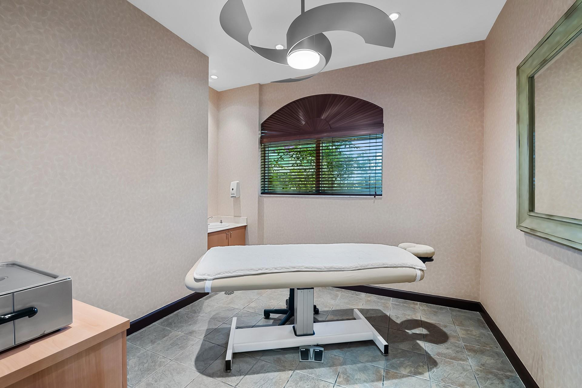 411 N New River Drive 3402