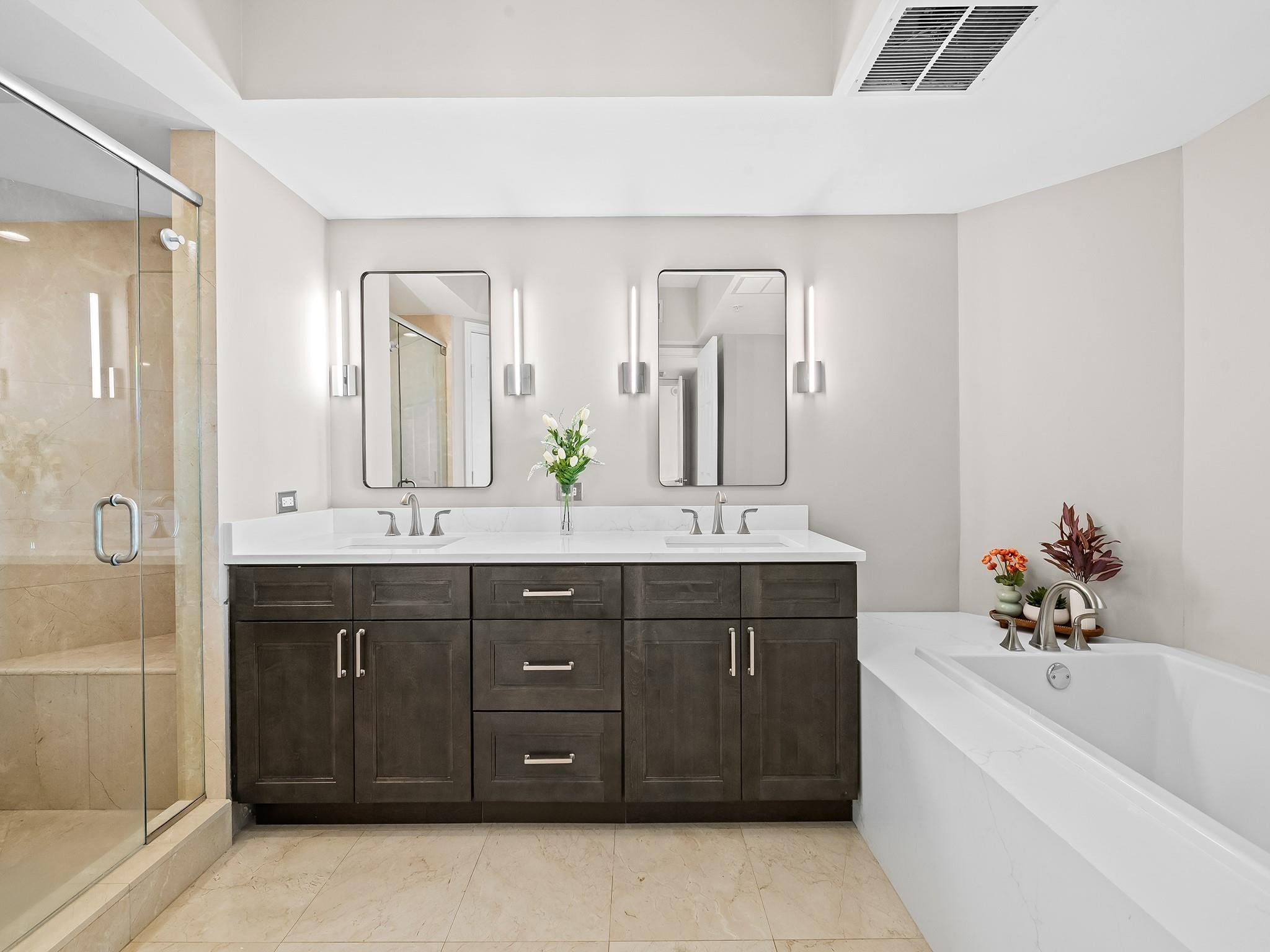 411 N New River Drive 3402