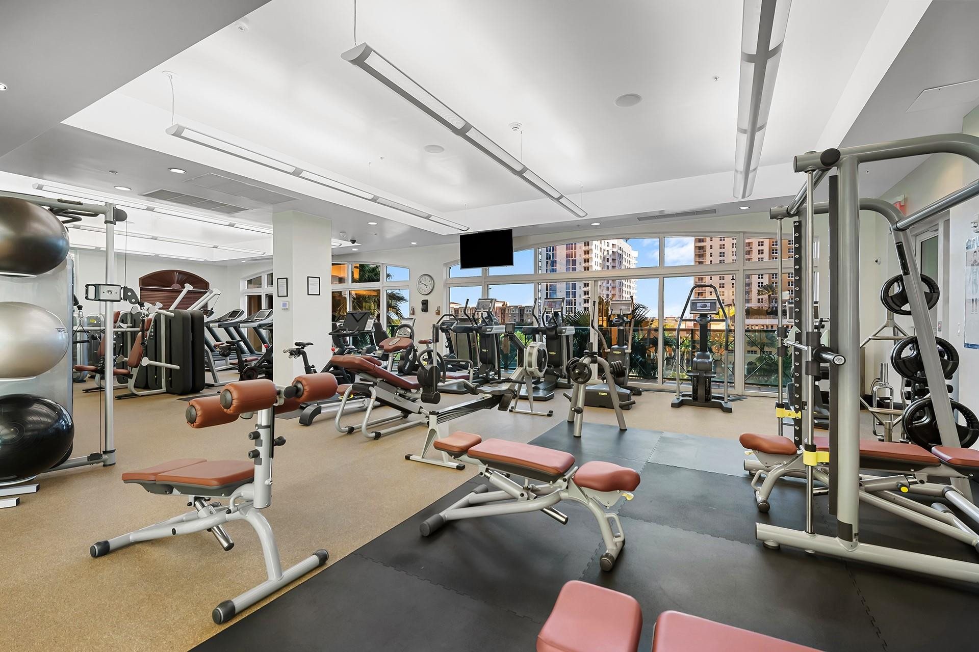 411 N New River Drive 3402