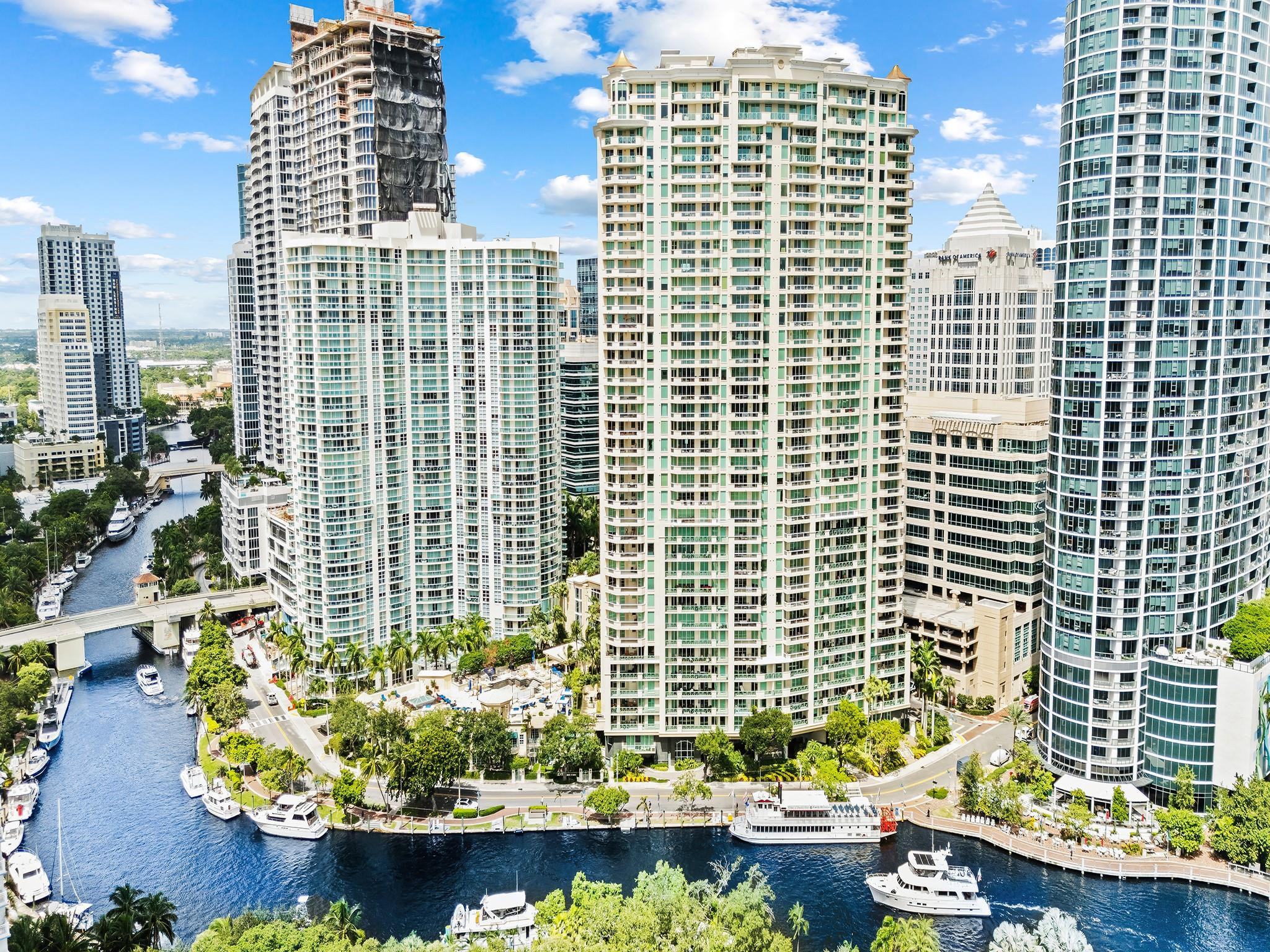 411 N New River Drive 3402