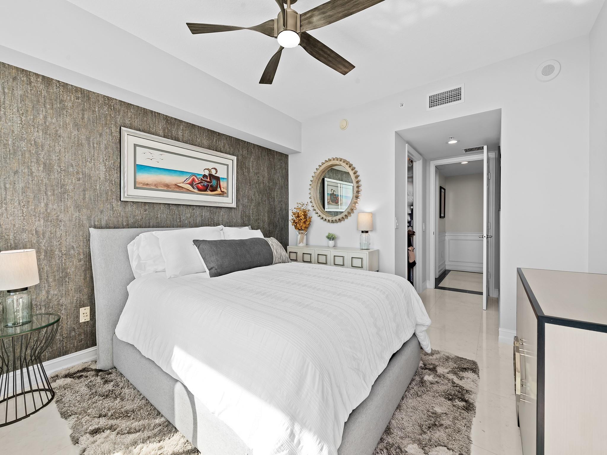 411 N New River Drive 3402