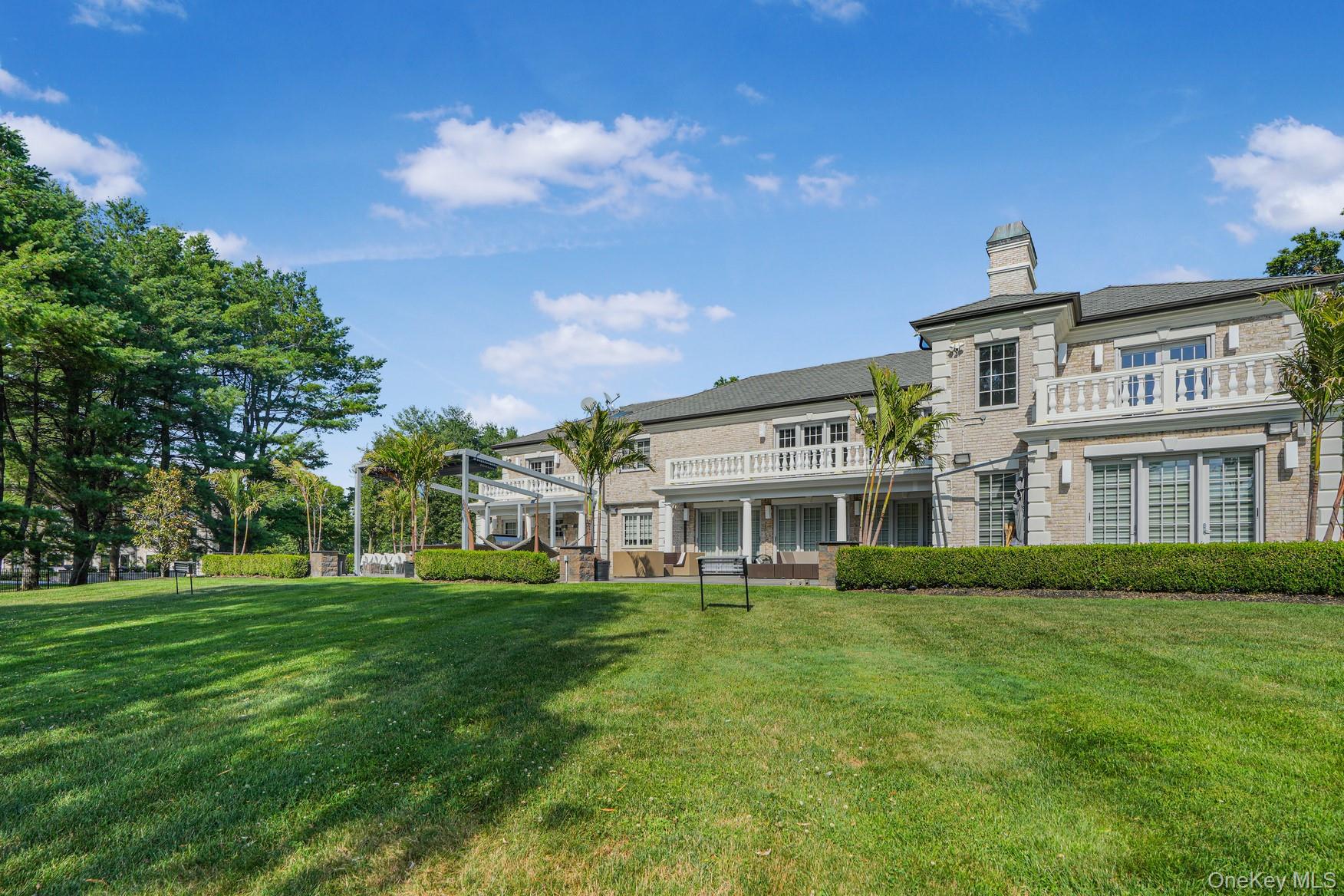 5 Farmwoods Lane