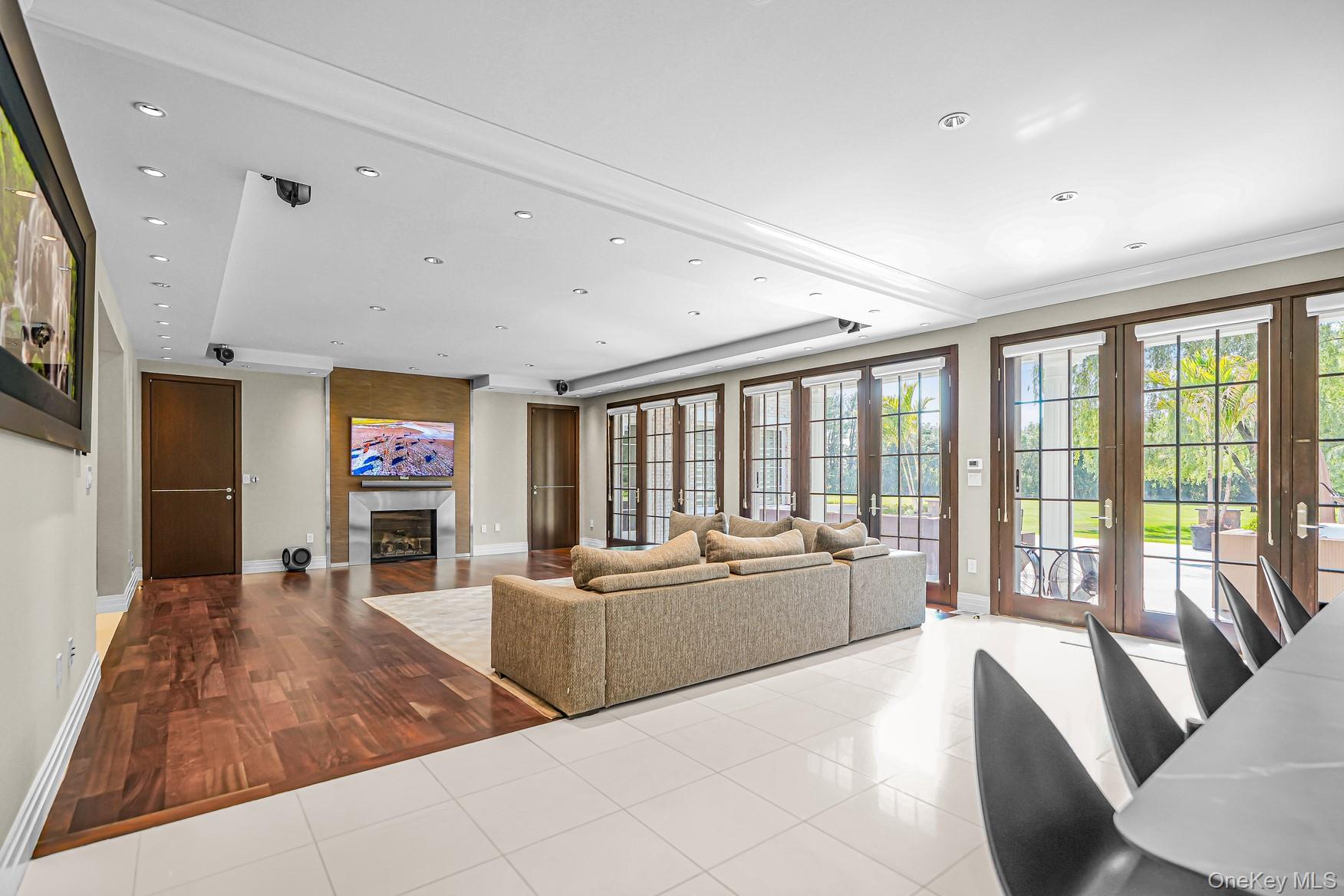 5 Farmwoods Lane
