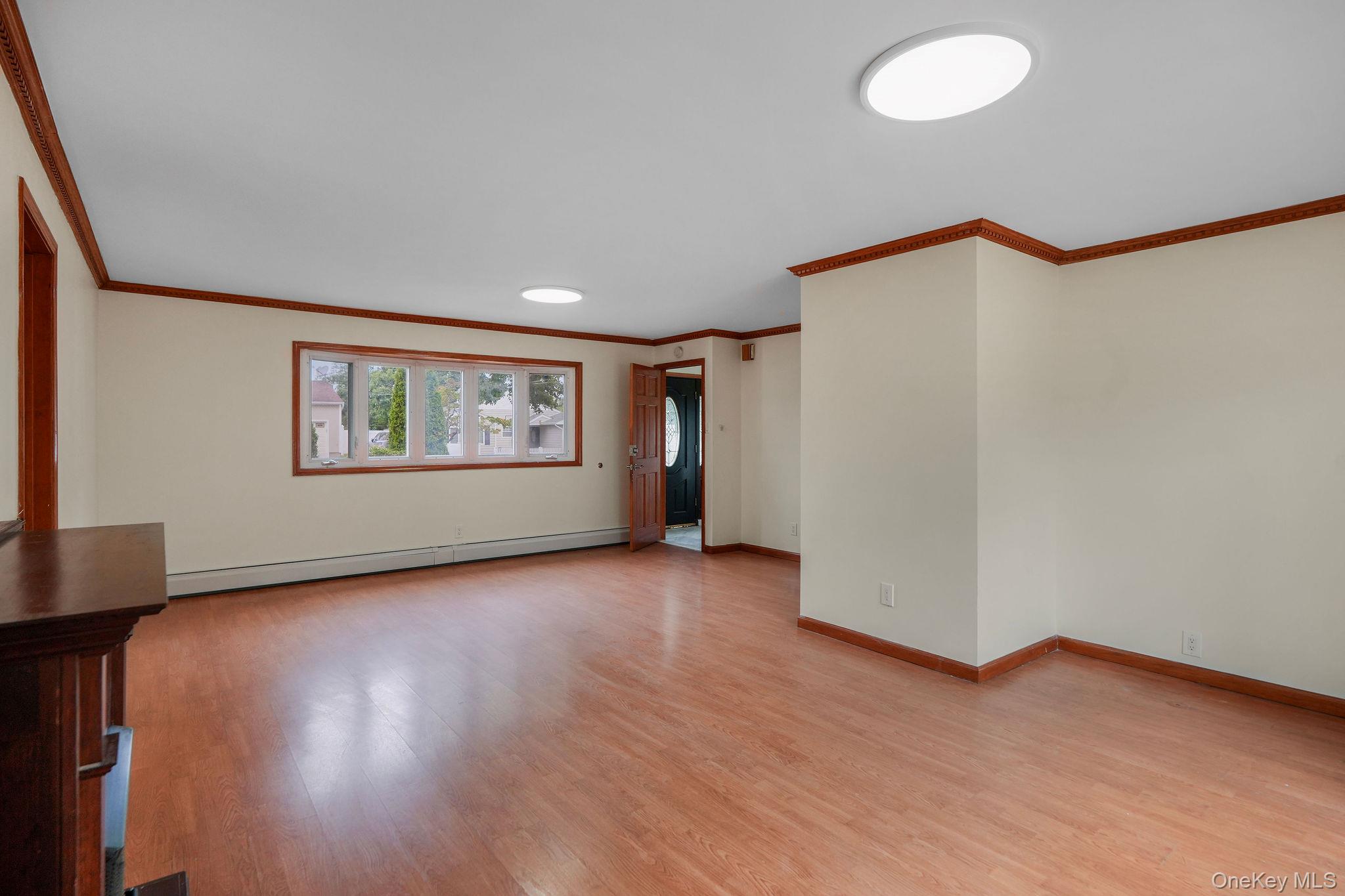 1565 10th Street