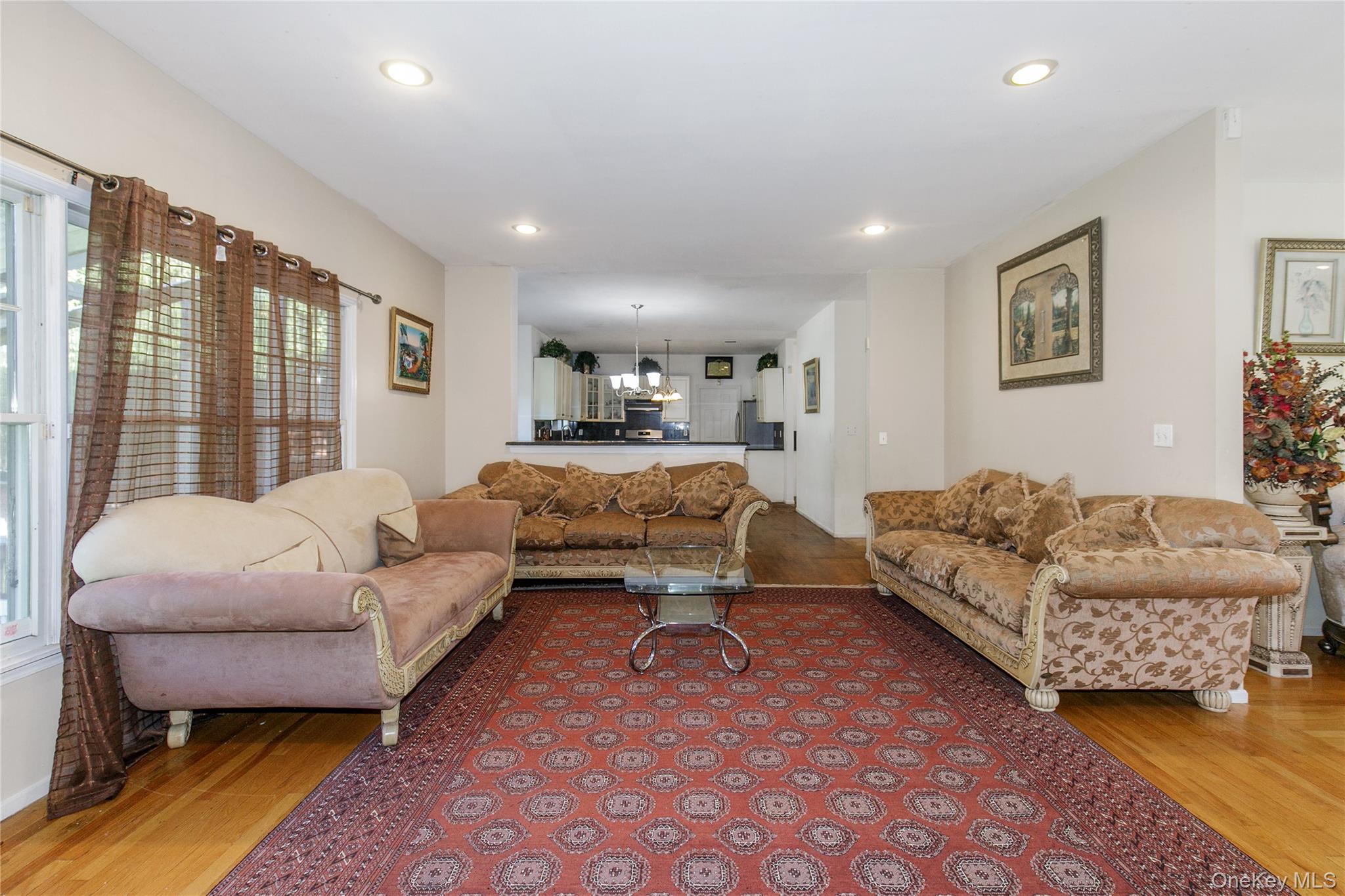 5 Naomi Court