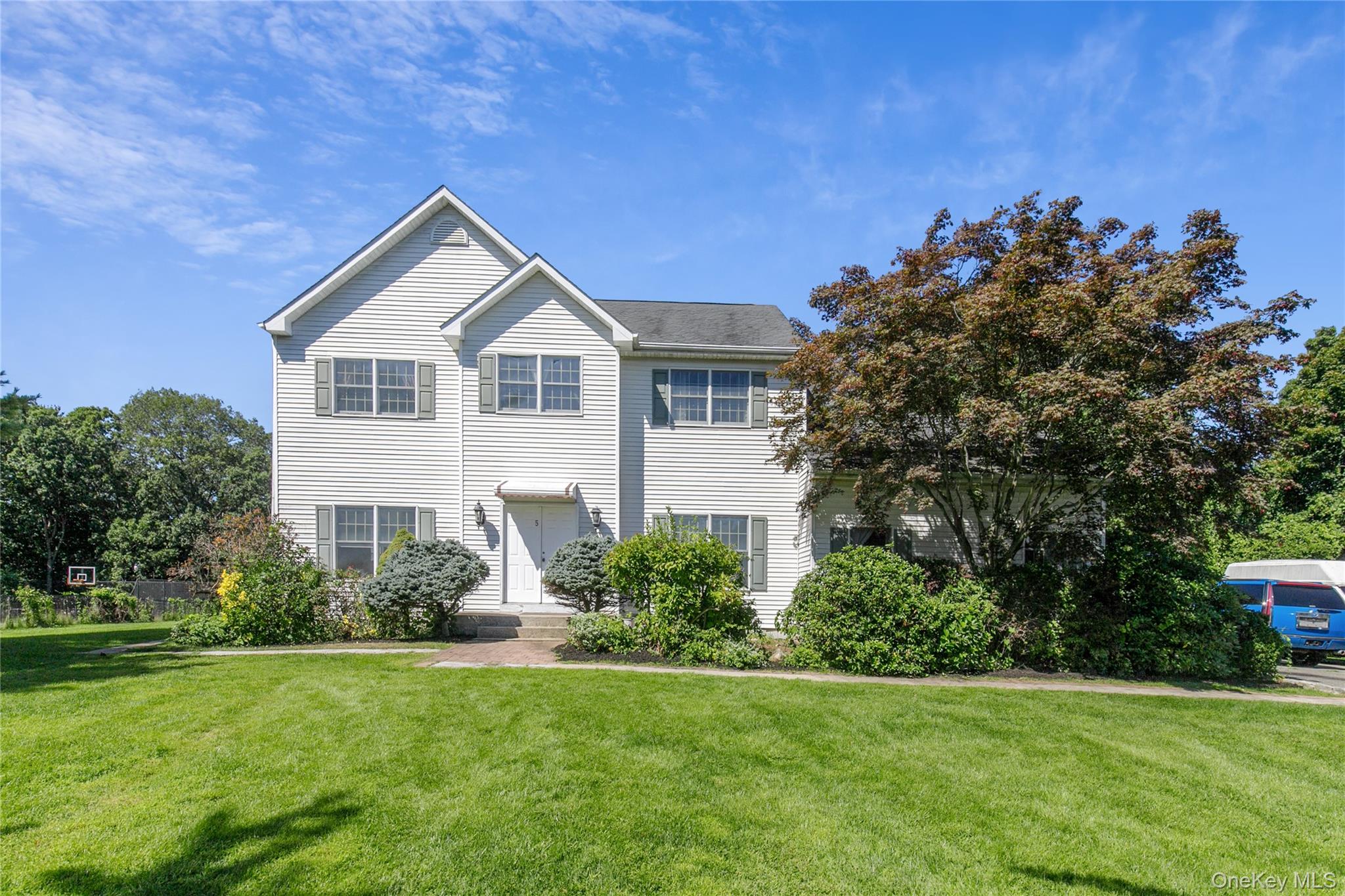 5 Naomi Court