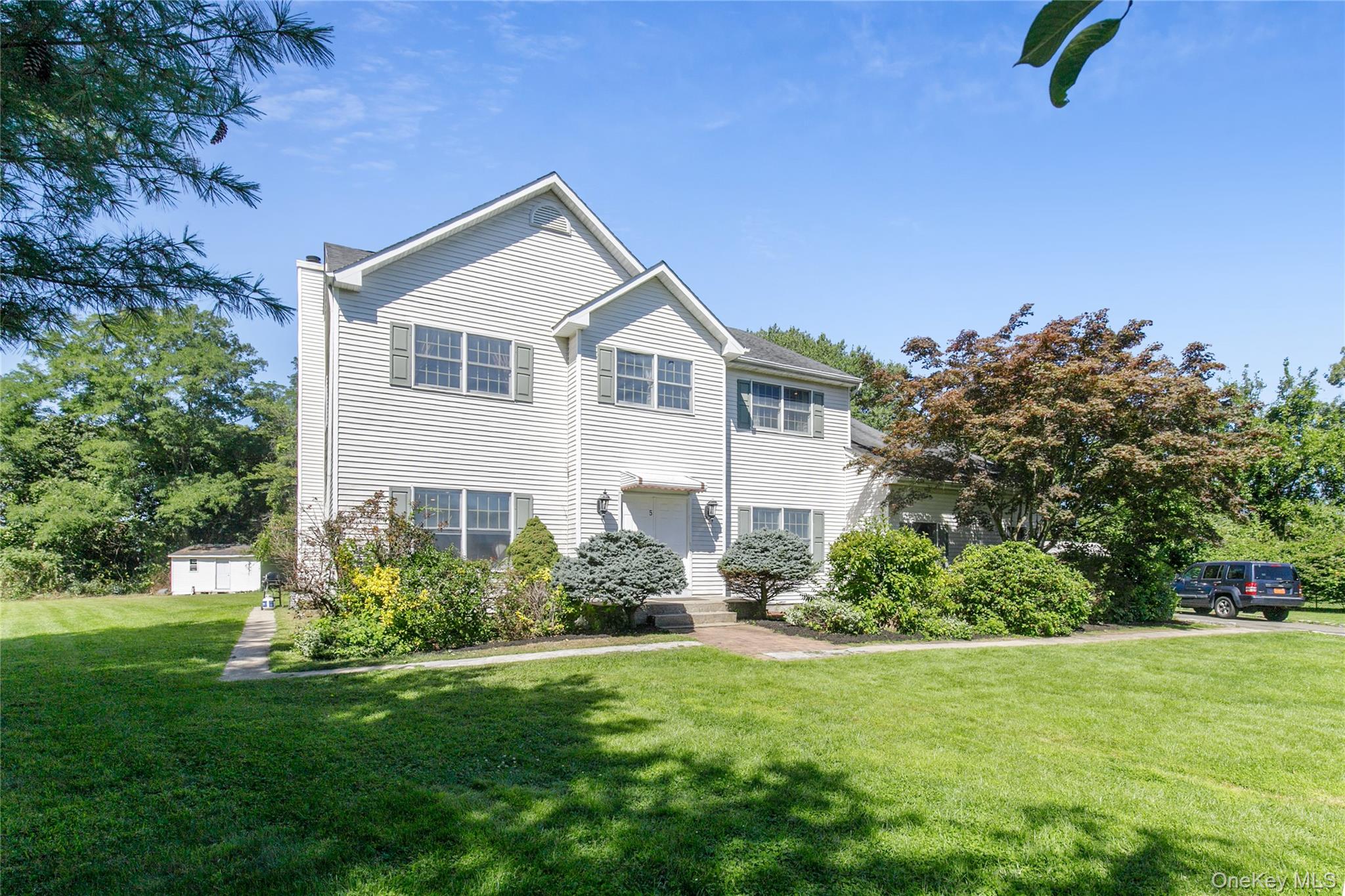 5 Naomi Court