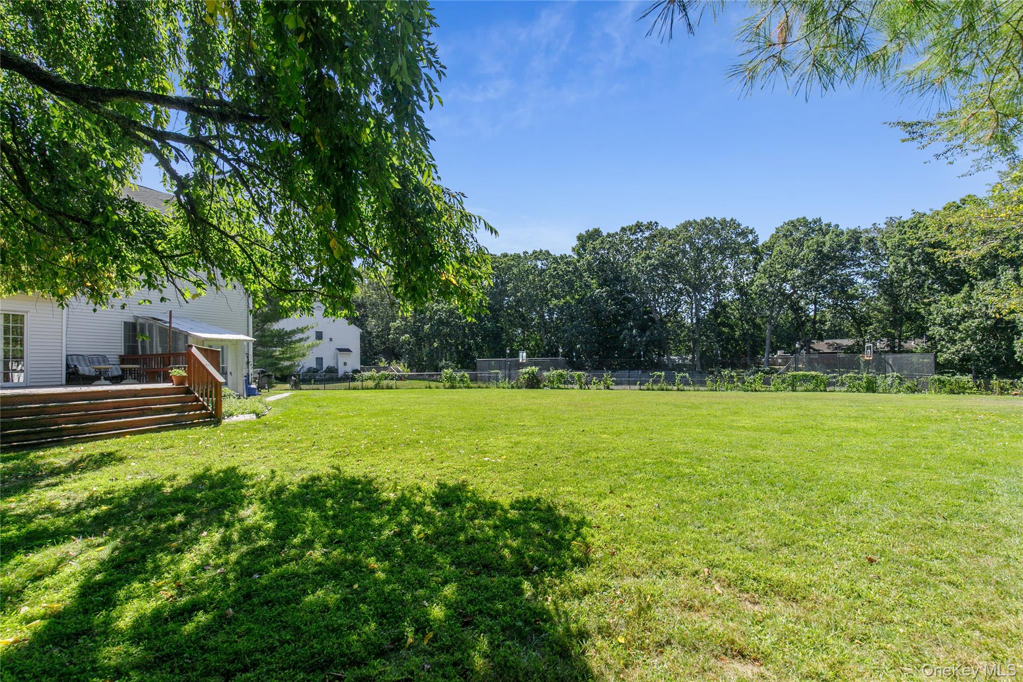 5 Naomi Court
