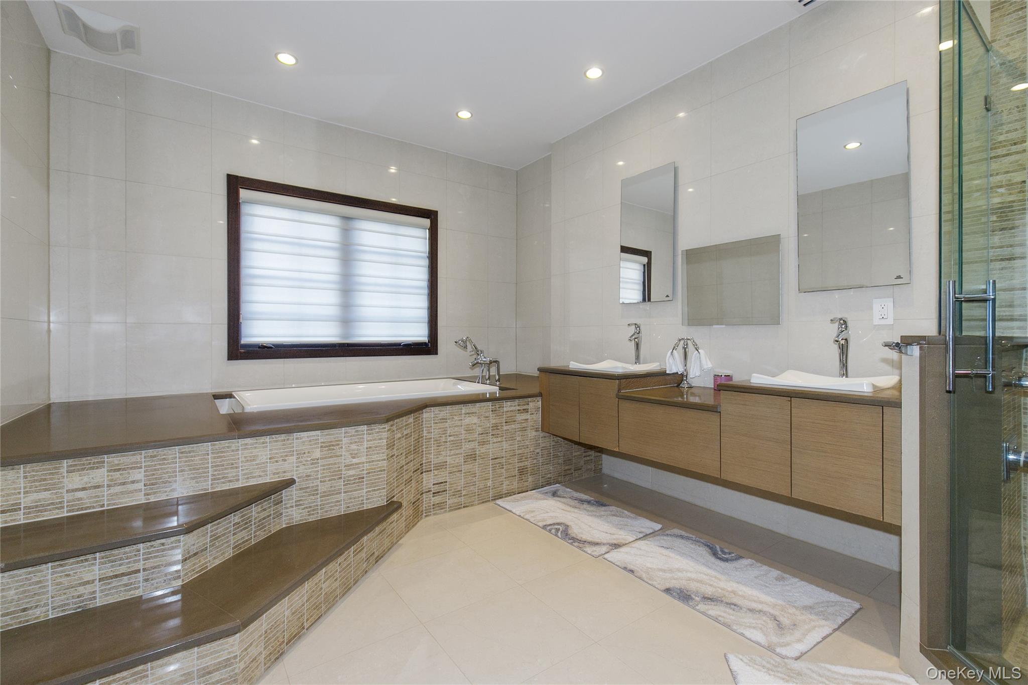 5 Farmwoods Lane