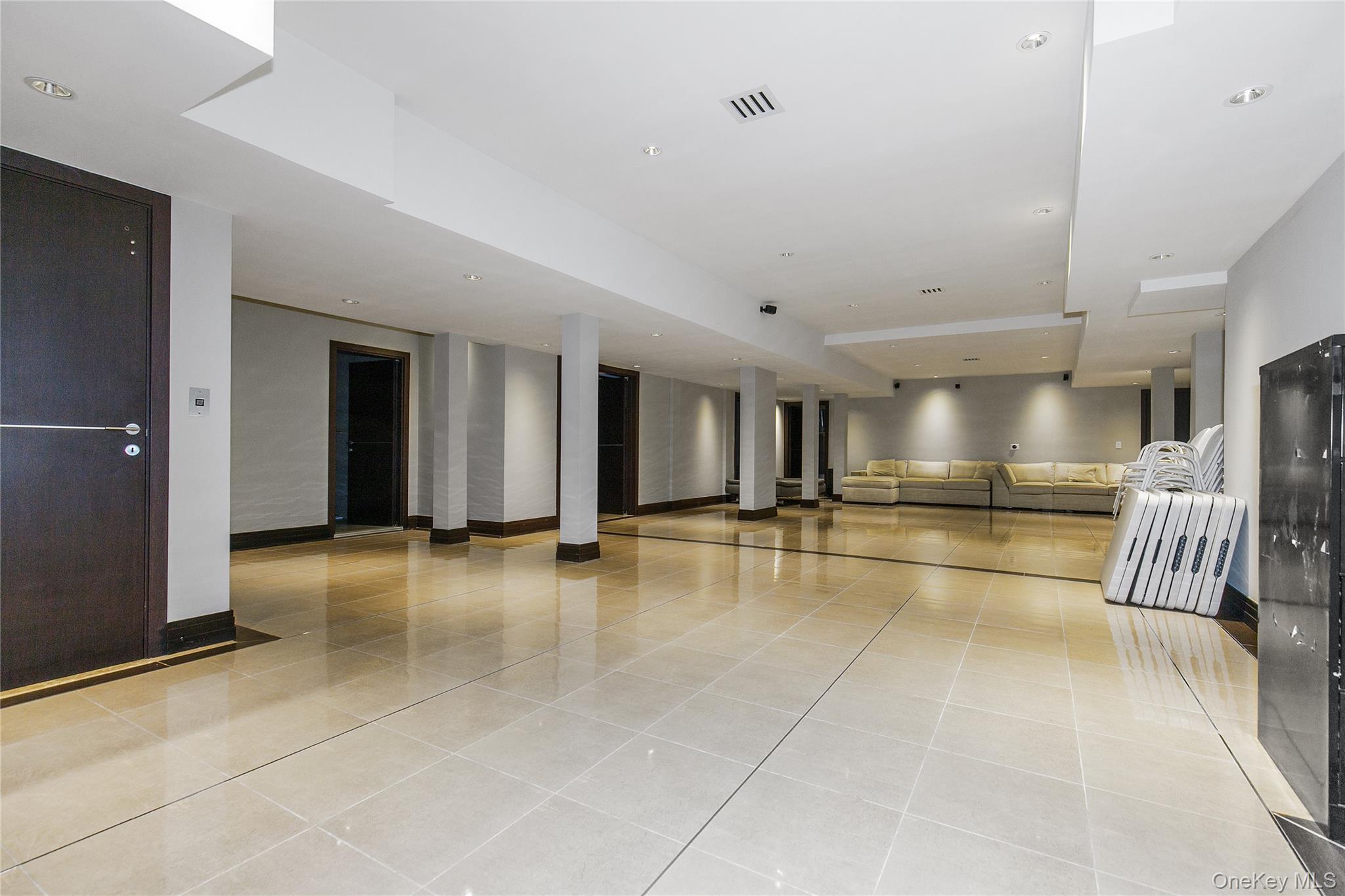 5 Farmwoods Lane
