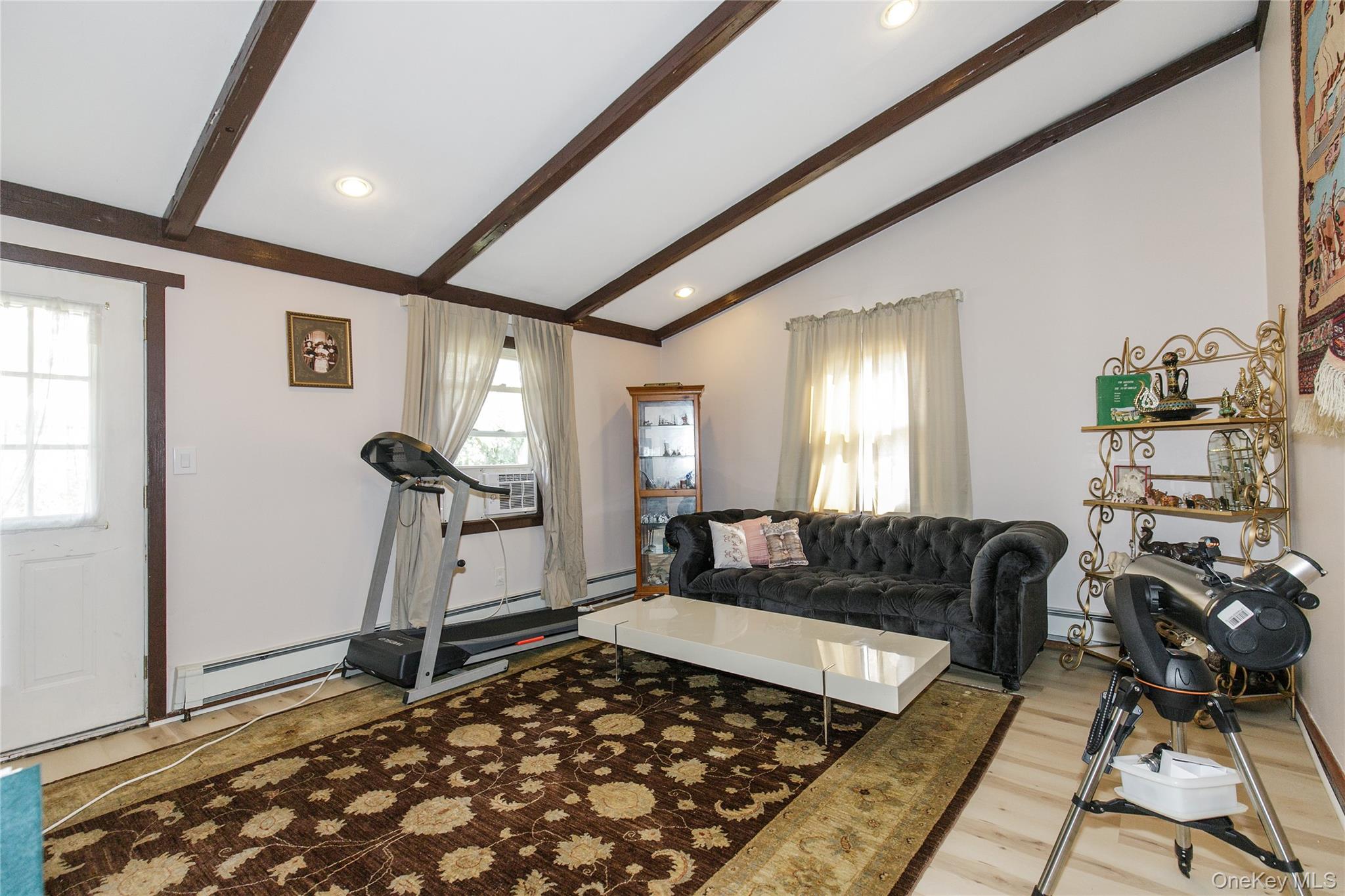 35 Lowland Road