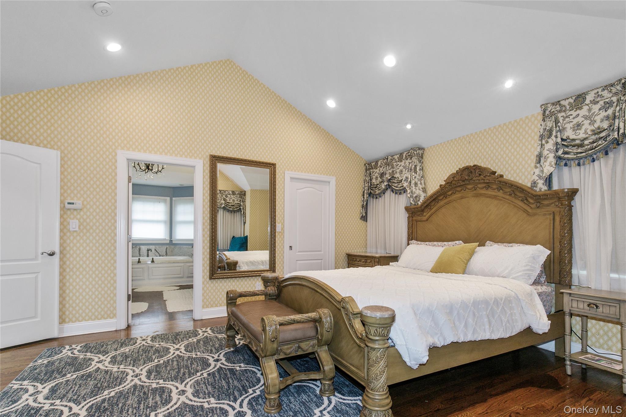 3 Saint Lawrence Place