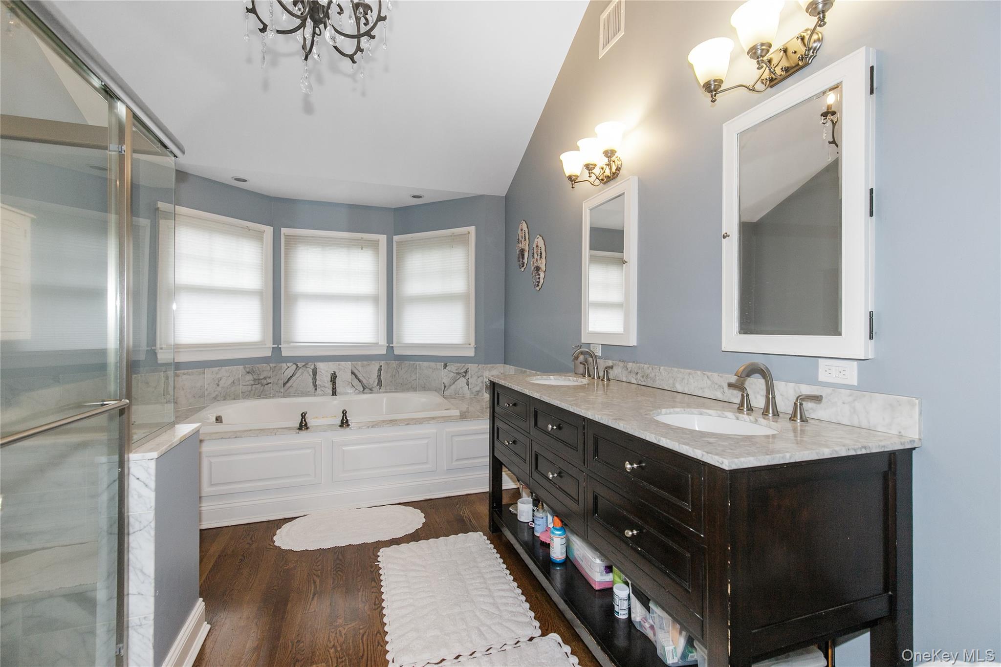 3 Saint Lawrence Place