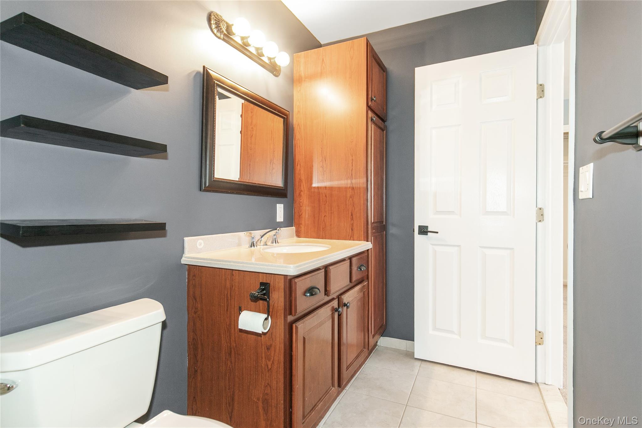 28 Lorien Place Unit: 4