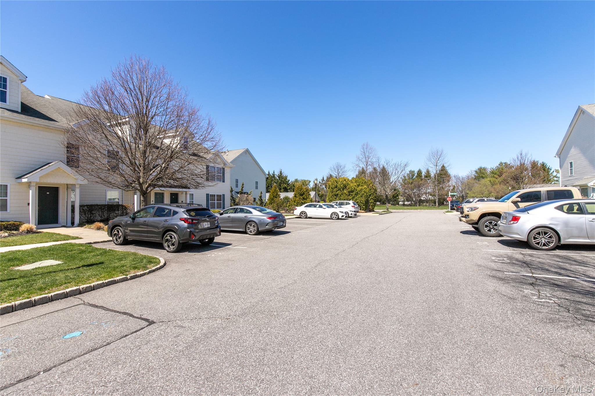 28 Lorien Place Unit: 4