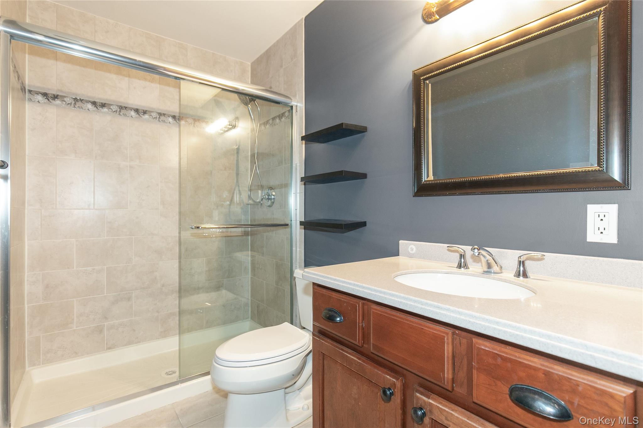 28 Lorien Place Unit: 4