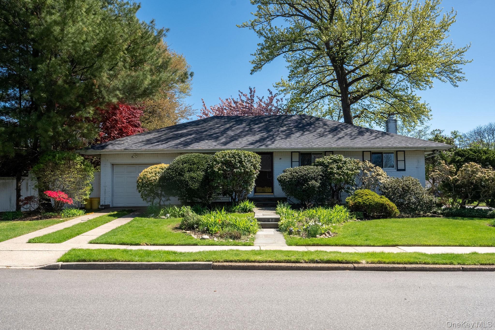 39 Deer Path Lane