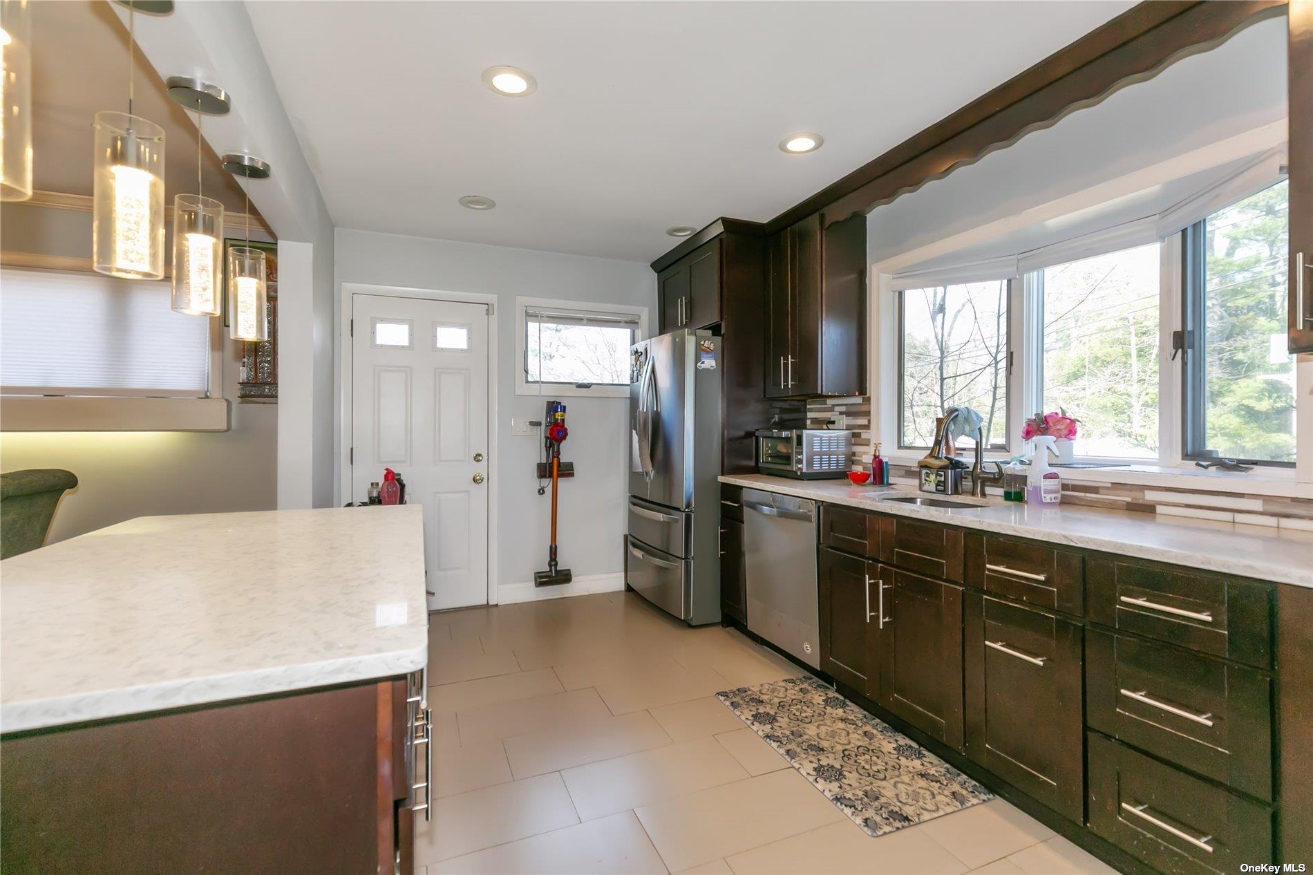 523 Cambridge Avenue