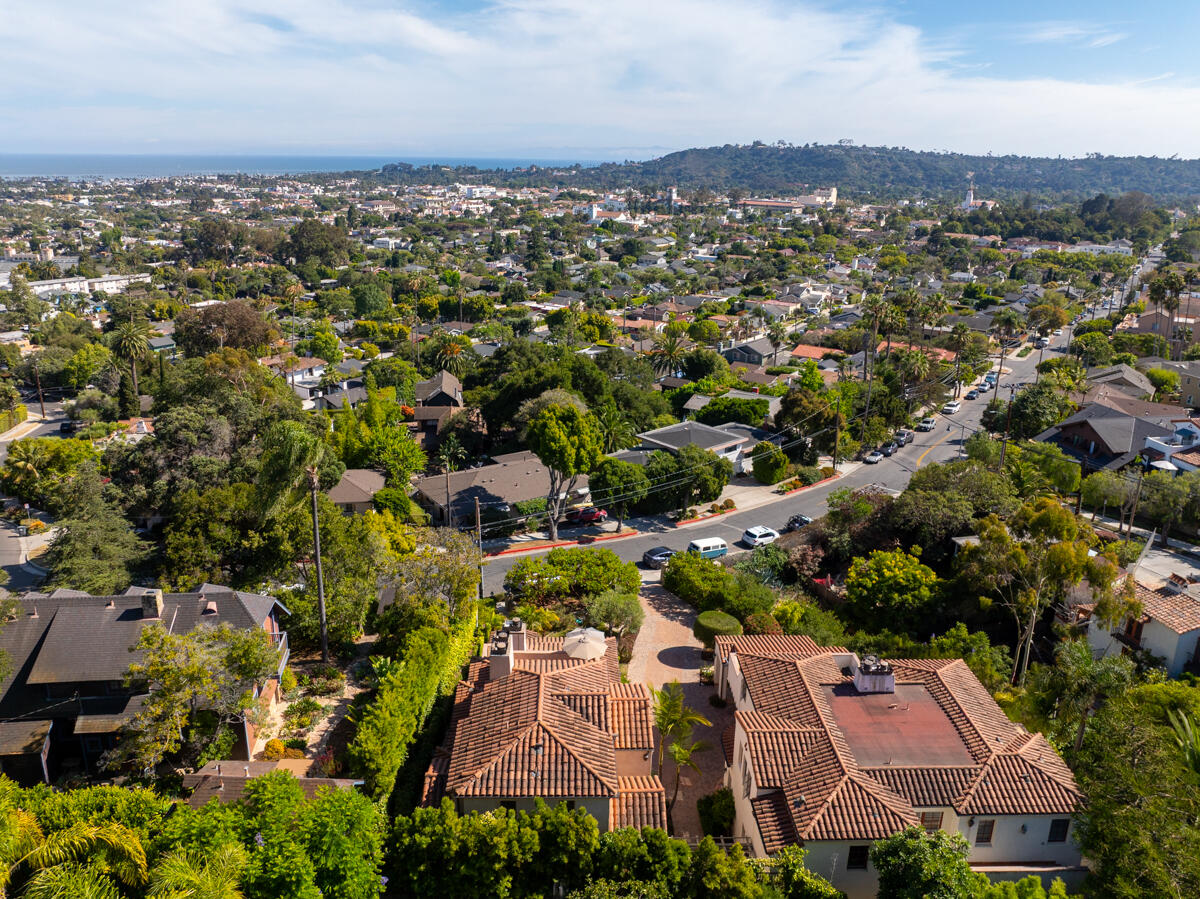 637 E Micheltorena Street