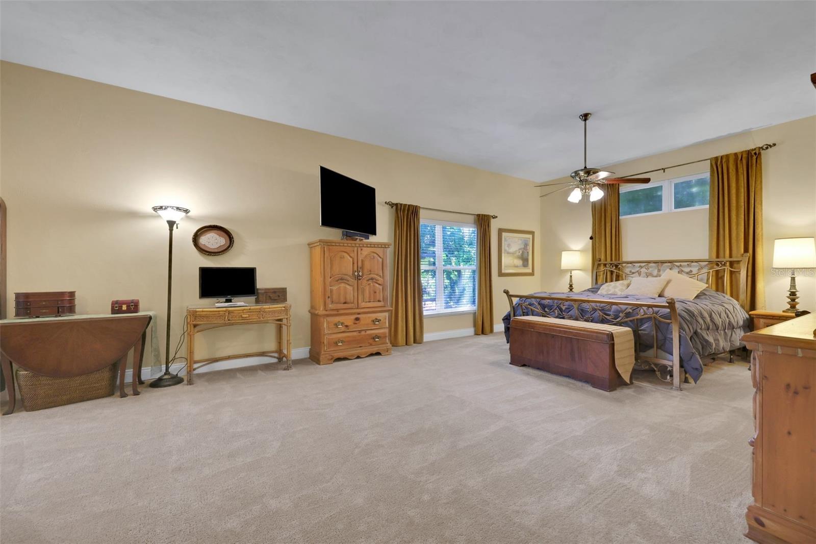 6092 SABAL HAMMOCK CIR