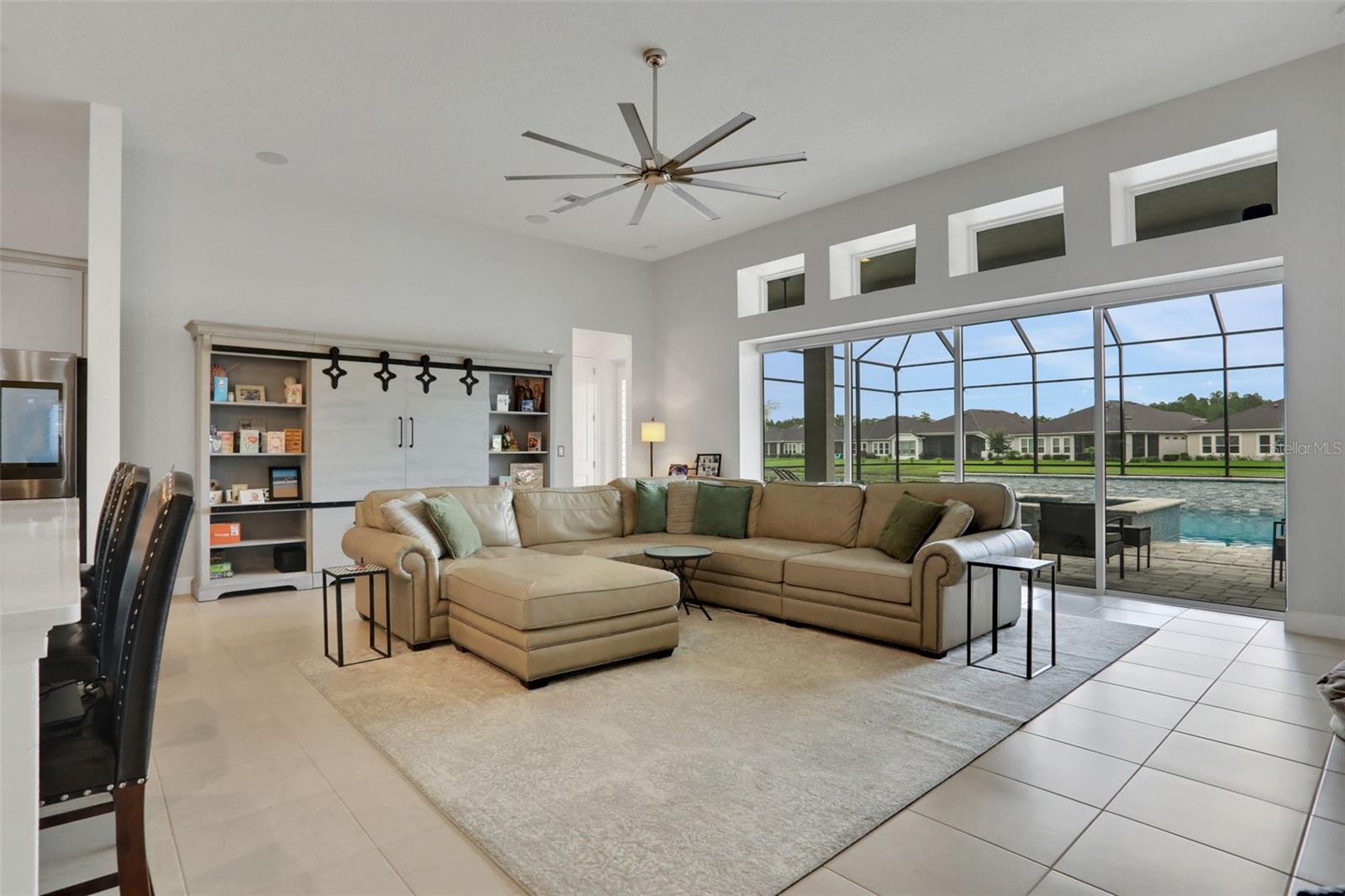 402 AQUAMARINE WAY