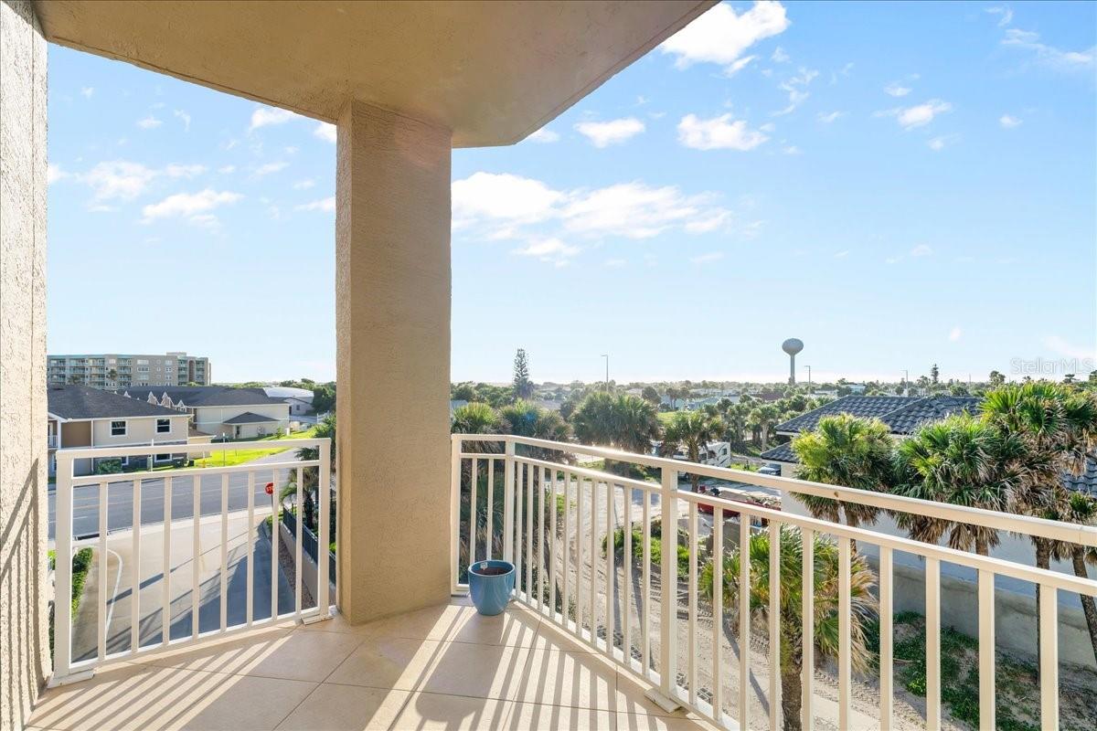 2855 S ATLANTIC AVE #304