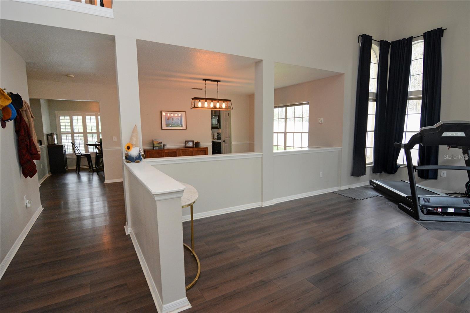 1090 PEBBLE BEACH CT