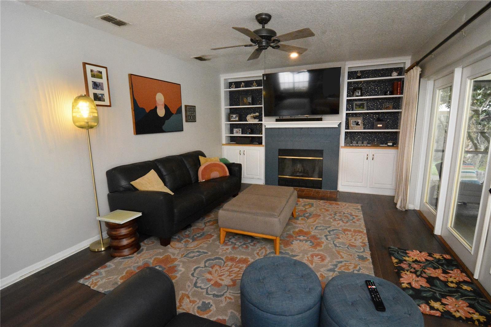 1090 PEBBLE BEACH CT