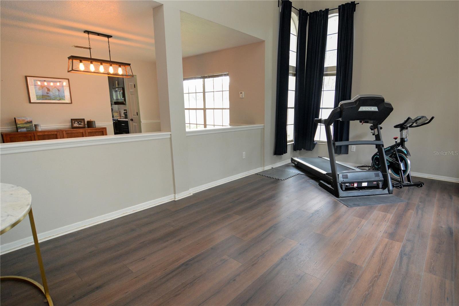 1090 PEBBLE BEACH CT