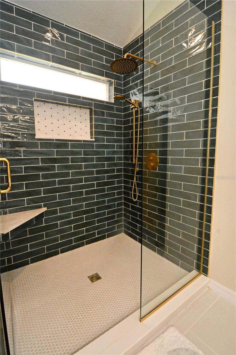 1090 PEBBLE BEACH CT