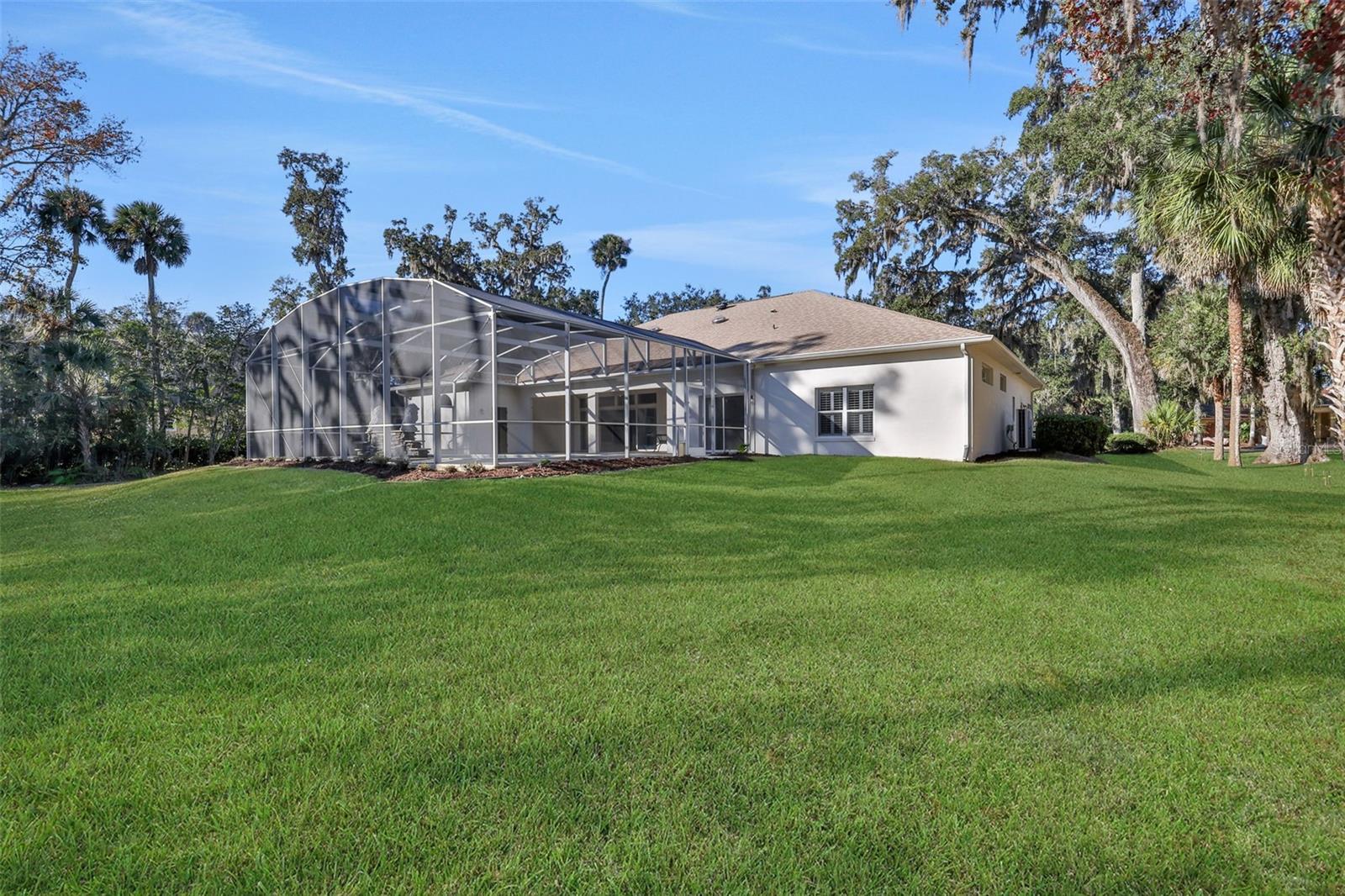 11 CYPRESS HOLLOW LN