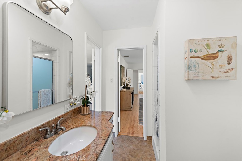 4022 Chestnut Avenue