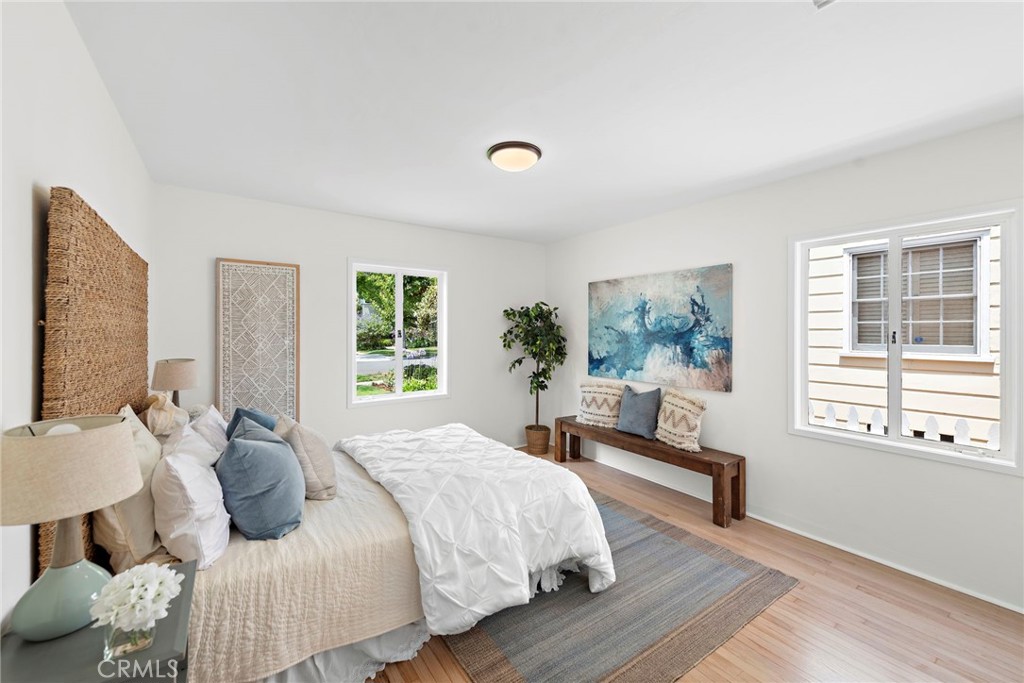 4022 Chestnut Avenue