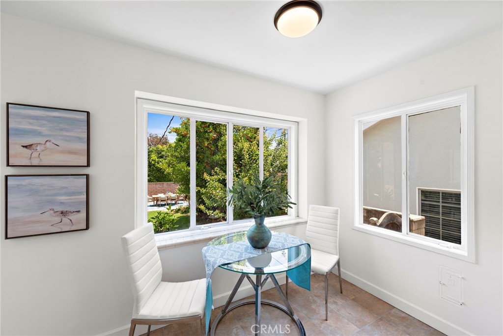 4022 Chestnut Avenue